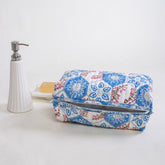 Best Toiletry Bag For Men & Women