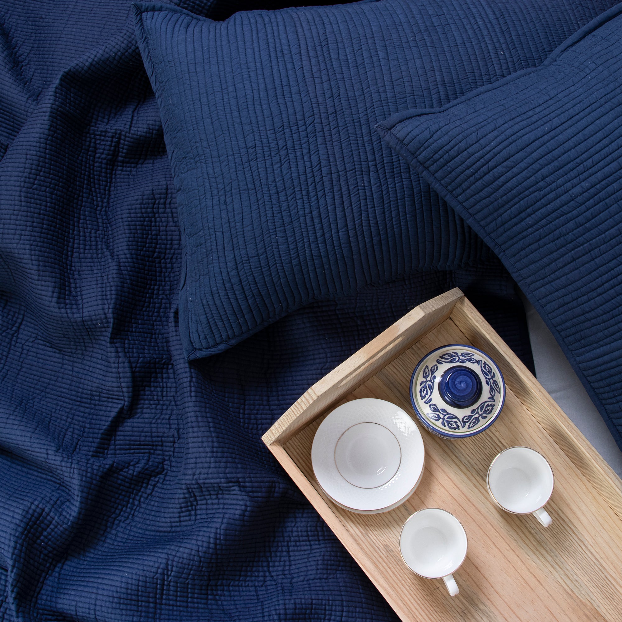 Blue Hand Dyed Pure Cotton Machine Blankets with Pillow Cover