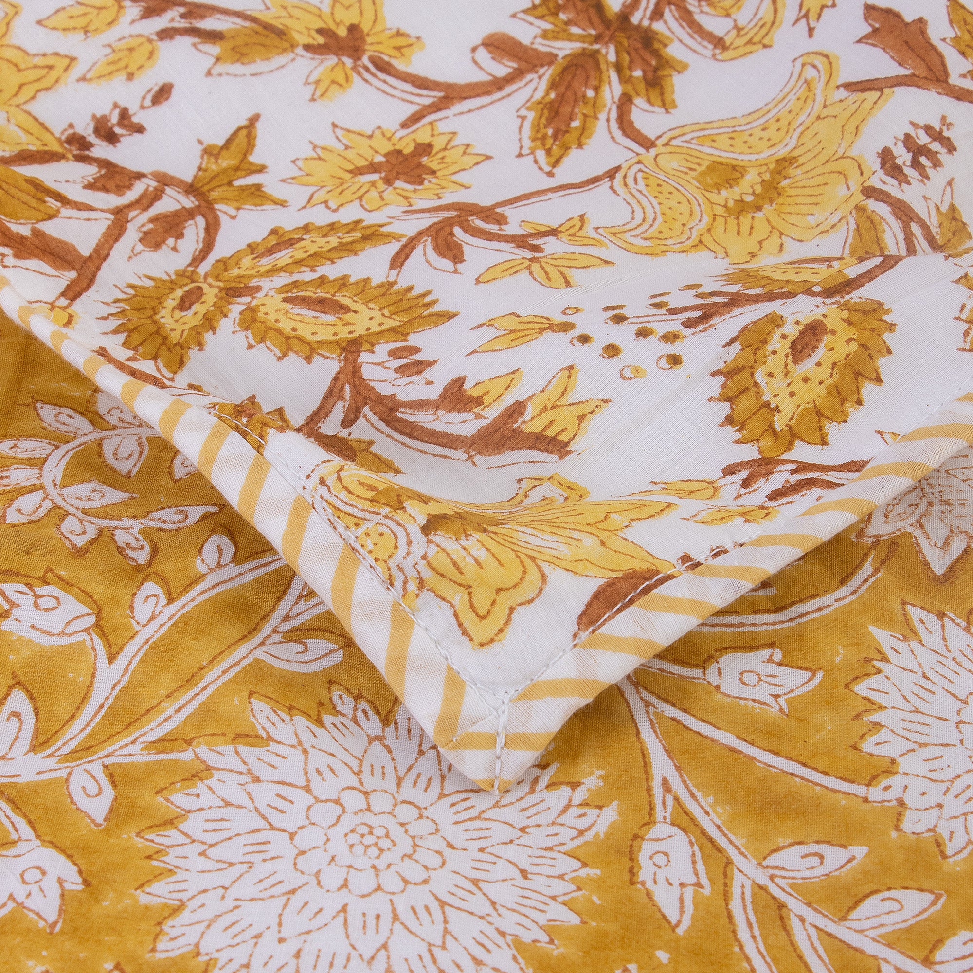 Hand Block Printed Ligh Weighted Cotton Dohar Blanket