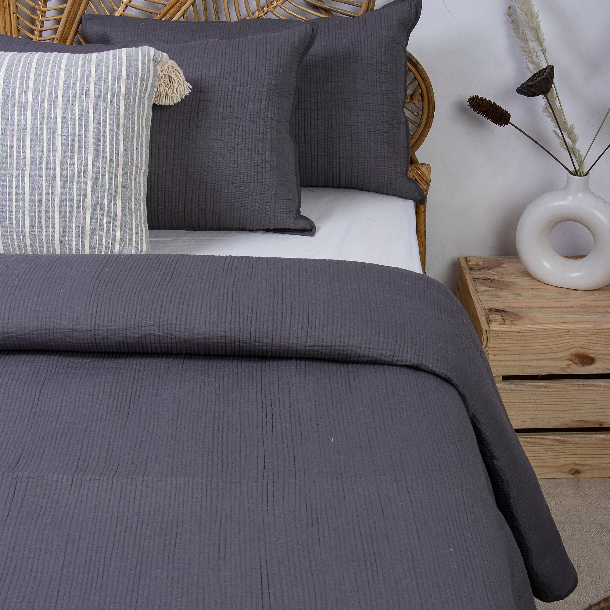 Indian Pure Cotton Machine Quilt with Pillow Cover