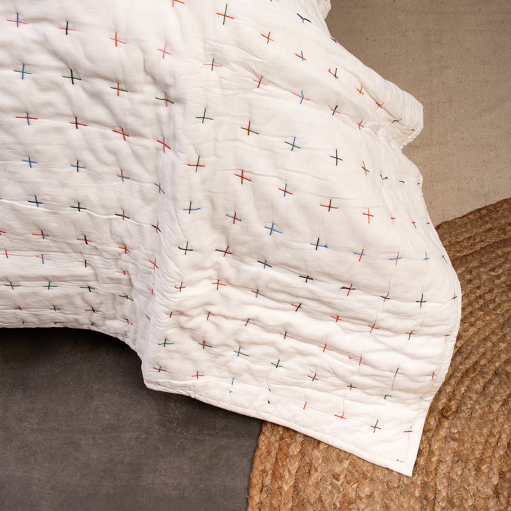 Kantha Handmade Sititched Rajai Blanket at Best Quality