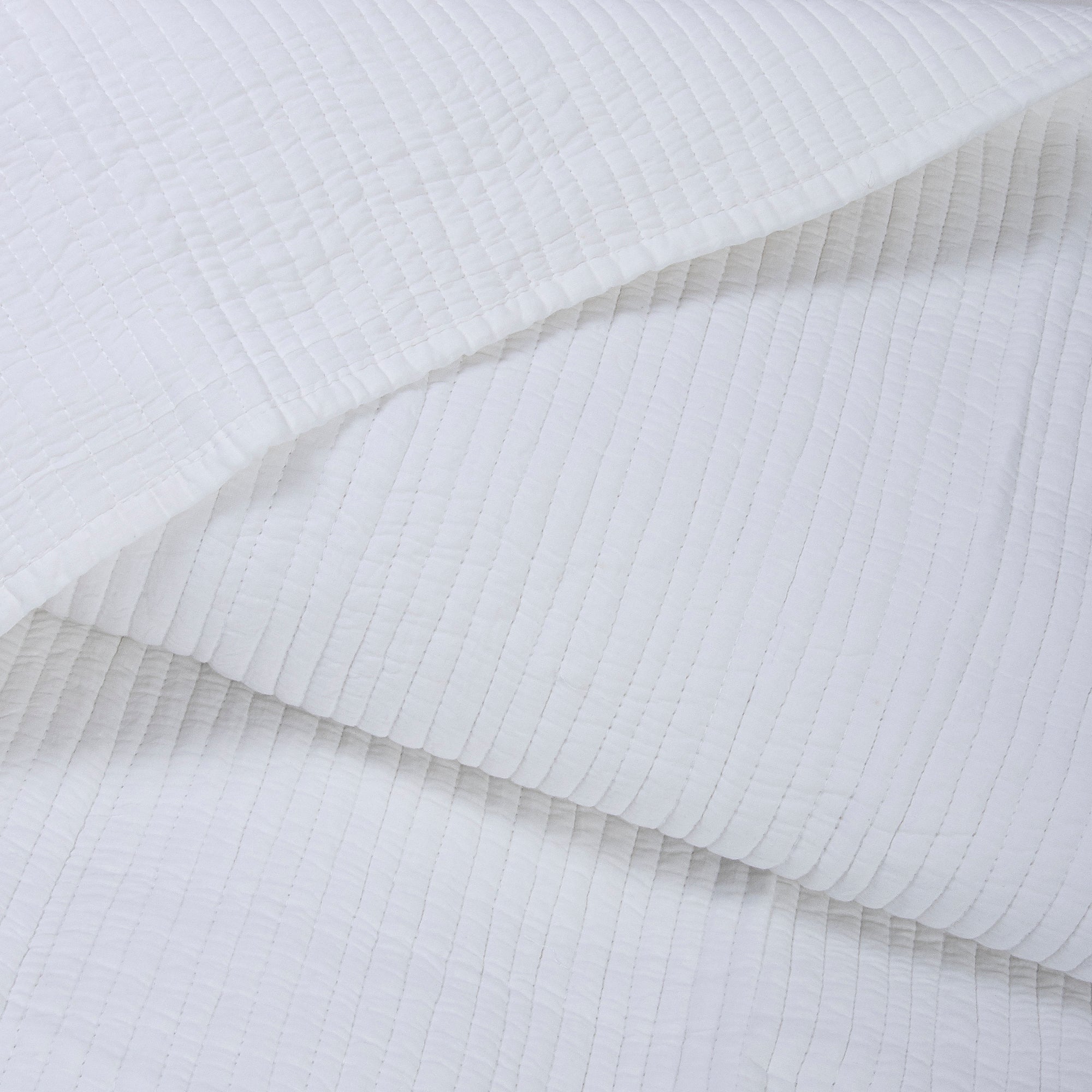 Machine Cotton Indian Quilt with Pillow Cover
