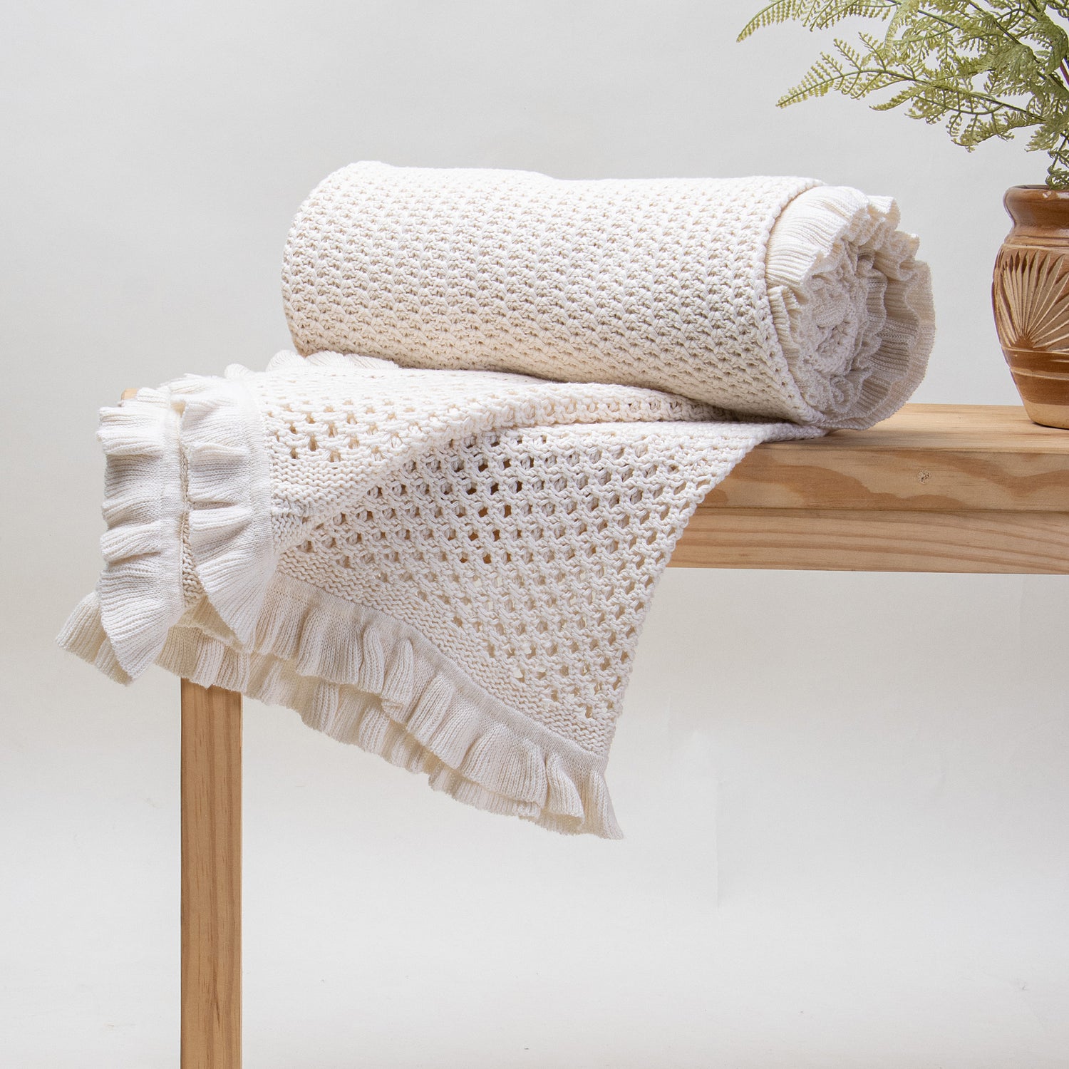 Premium Handmade Knit Throw Blanket for Travelling