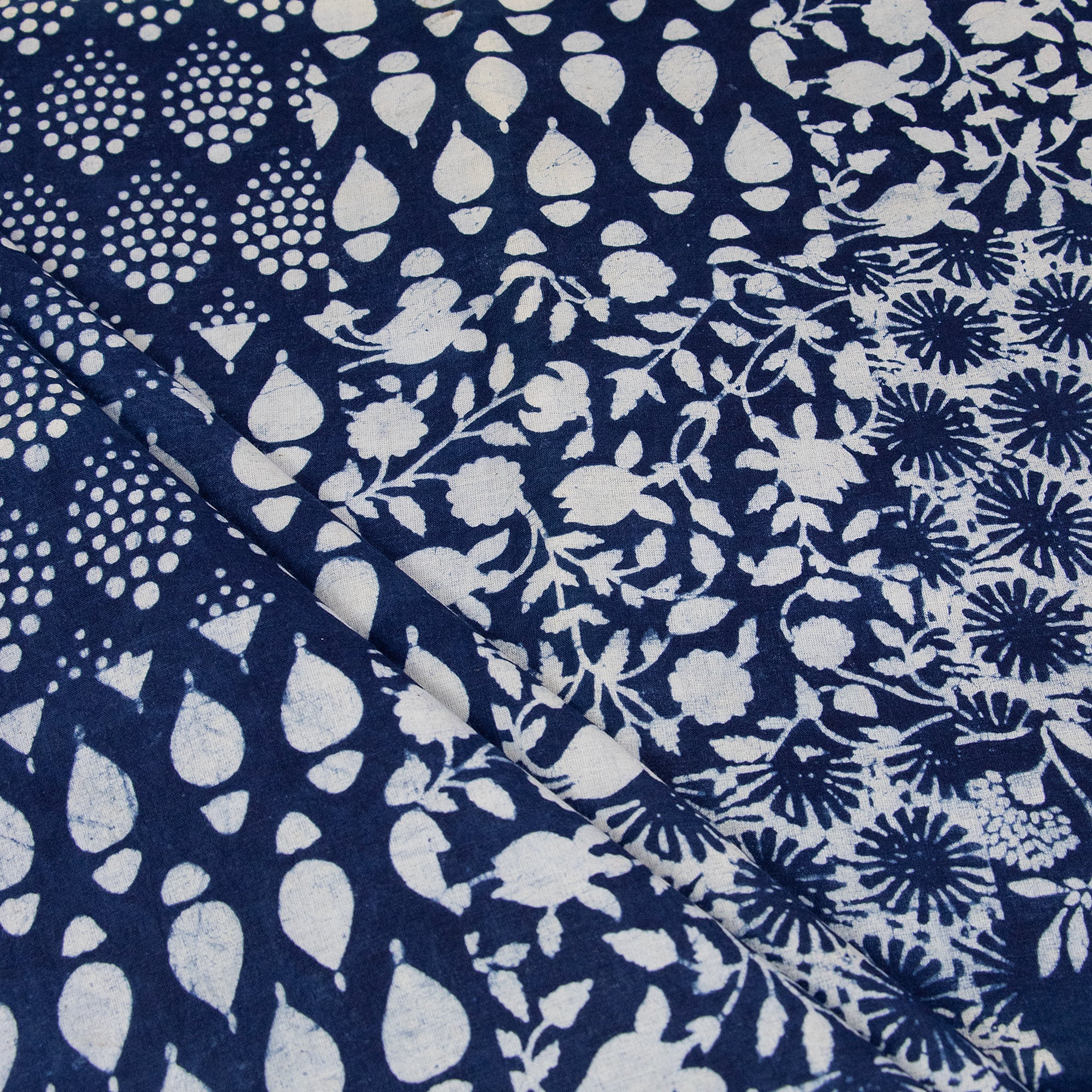 Quality Indigo Patchwork Print Cotton Yard Fabric