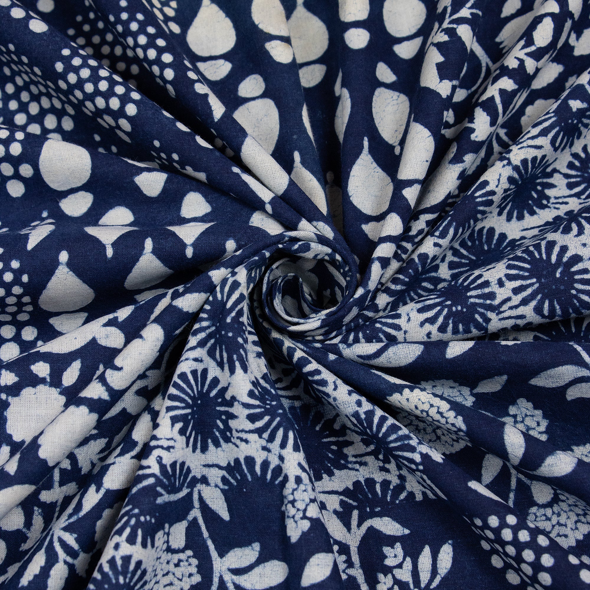 Quality Indigo Patchwork Print Cotton Yard Fabric