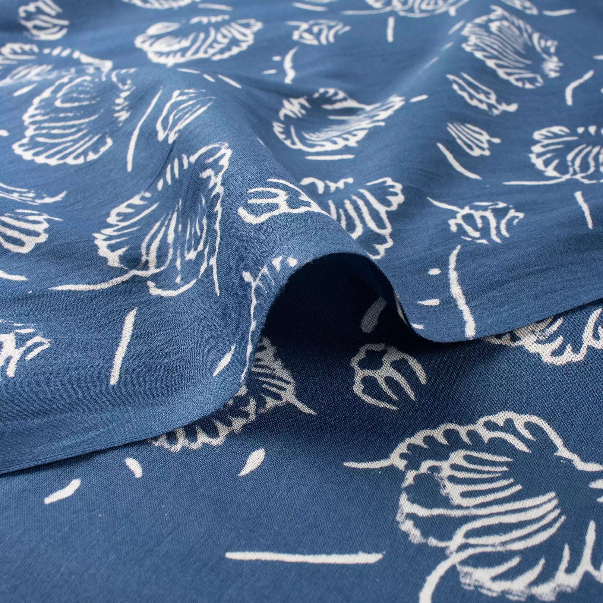 Blue Floral Printed Pure Cotton Discharge Fabric