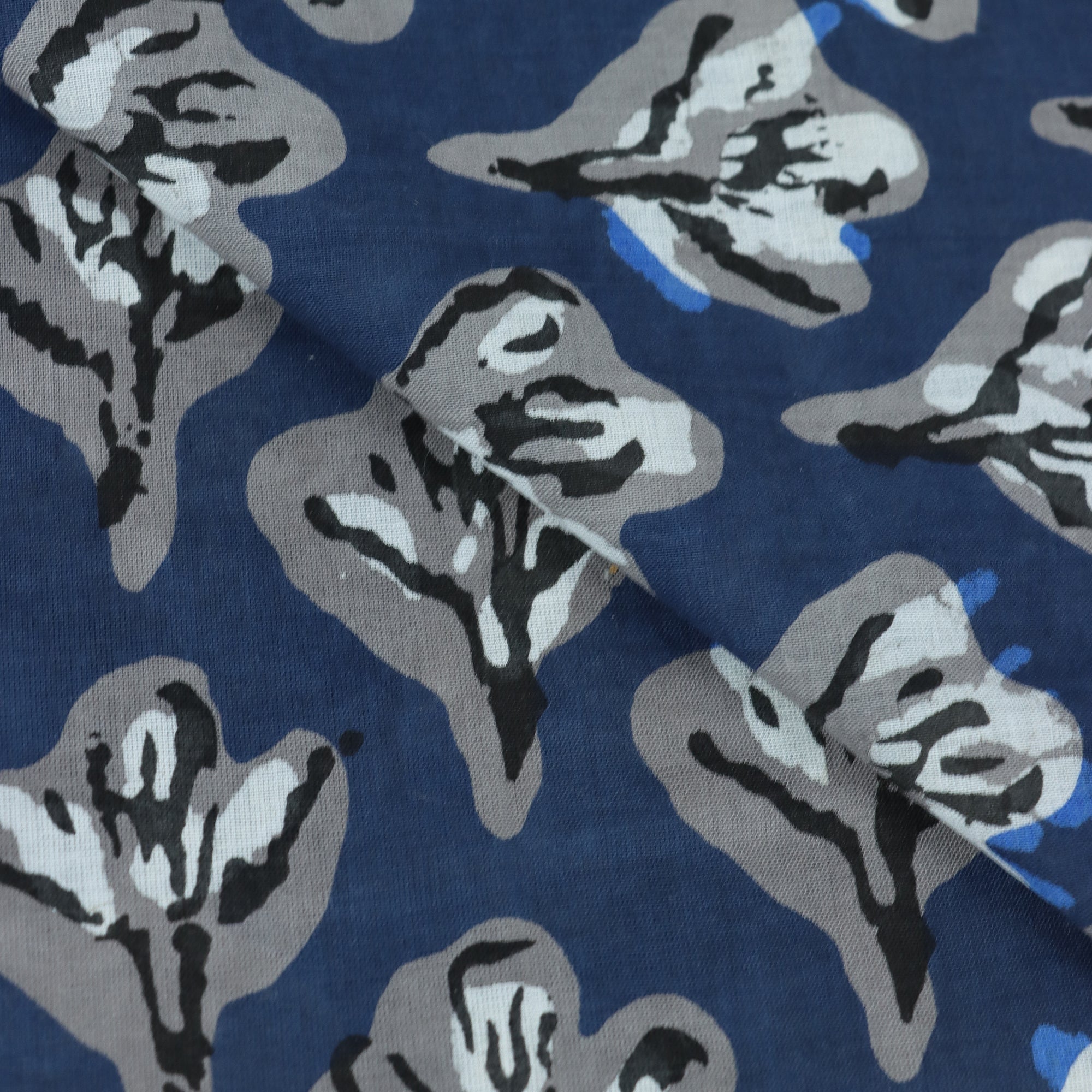 Blue Floral Indian Hand Print Pure Cotton Dabu Fabric for Garments