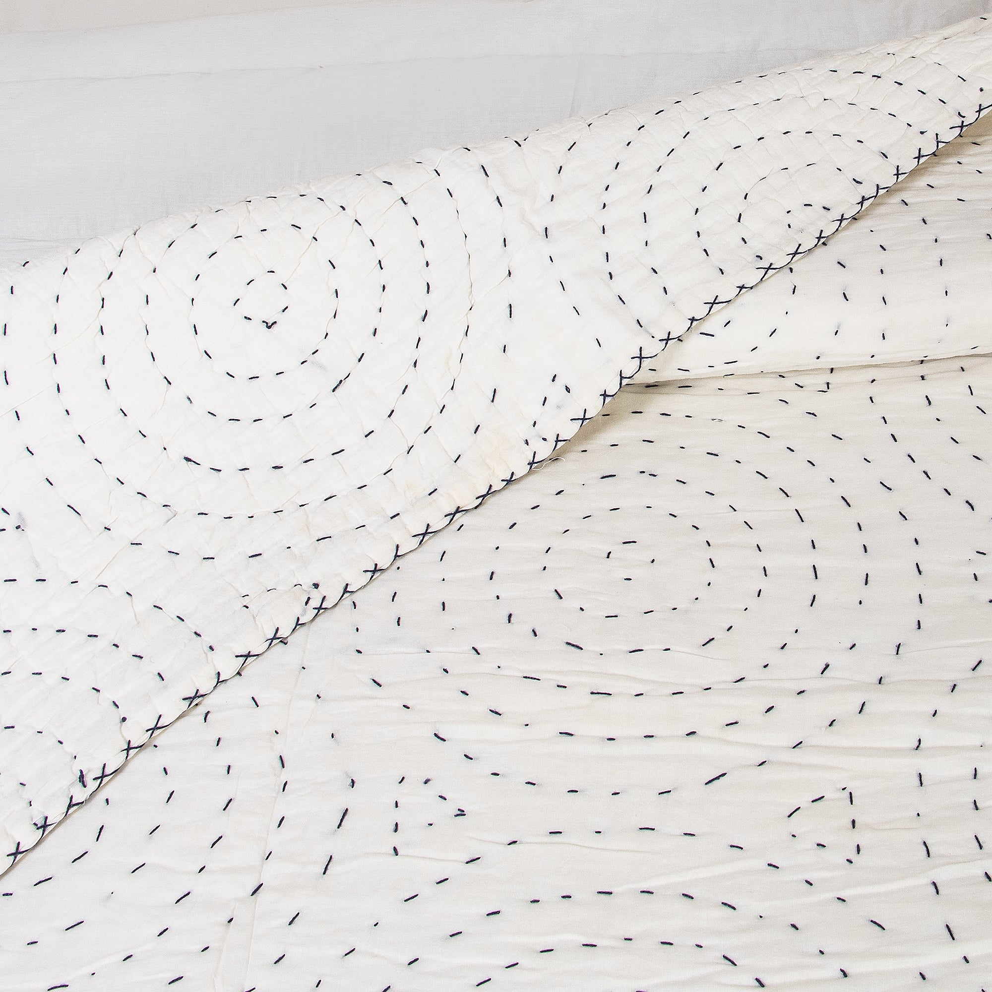 Light Weighted White Natural Cotton Kantha Quilt Blanket