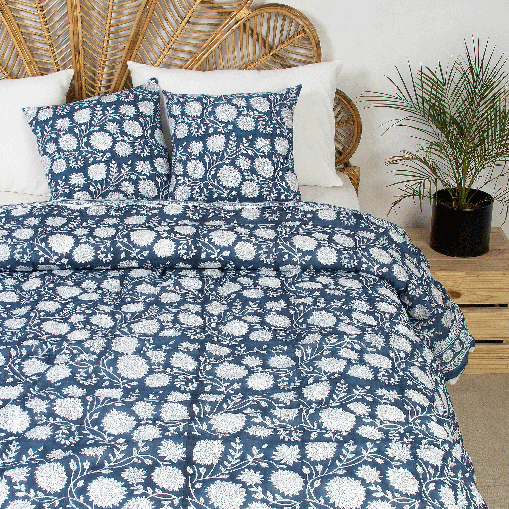 Floral Print Soft Cotton Blue Duvet Cover & Shams