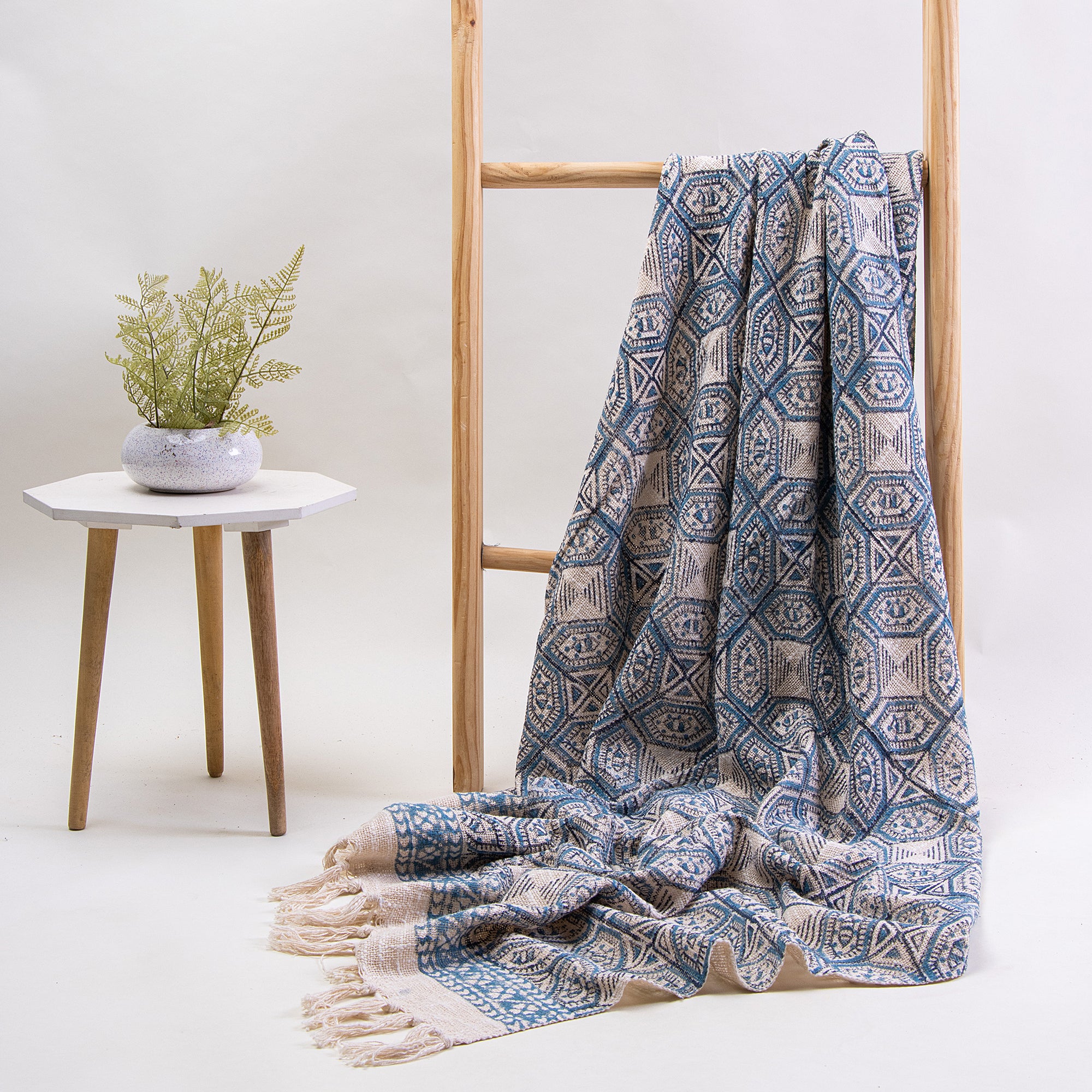 Geometrical Blue Hand Printed Pure Cotton Throw Blankets for Sofa