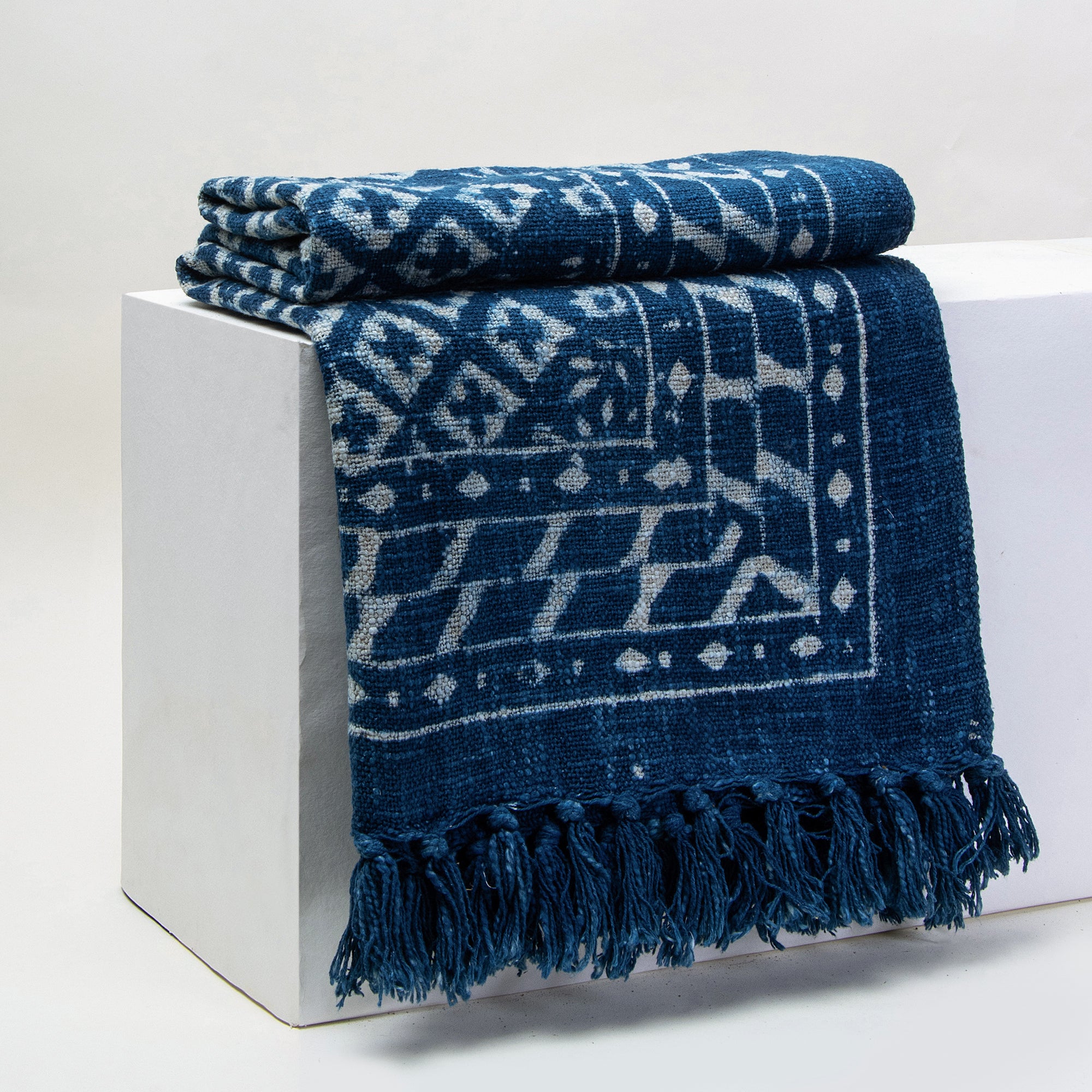 Stylish Handmade Block Printed Blue Throw Blanket for Porch