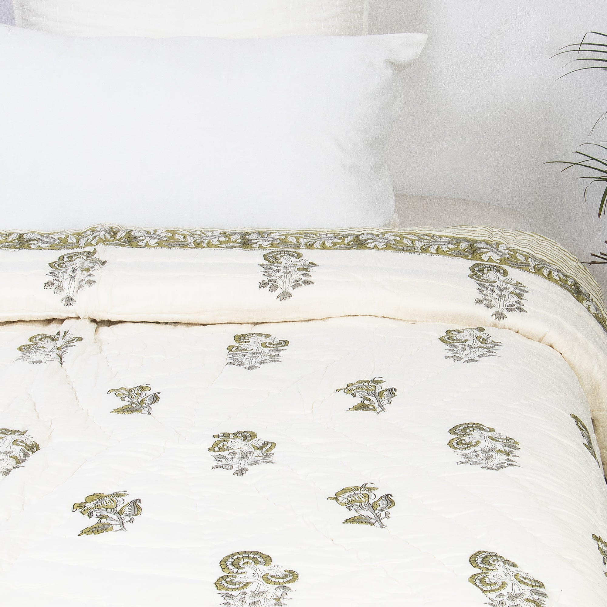 Floral Print Pure Cotton Razai Blanket