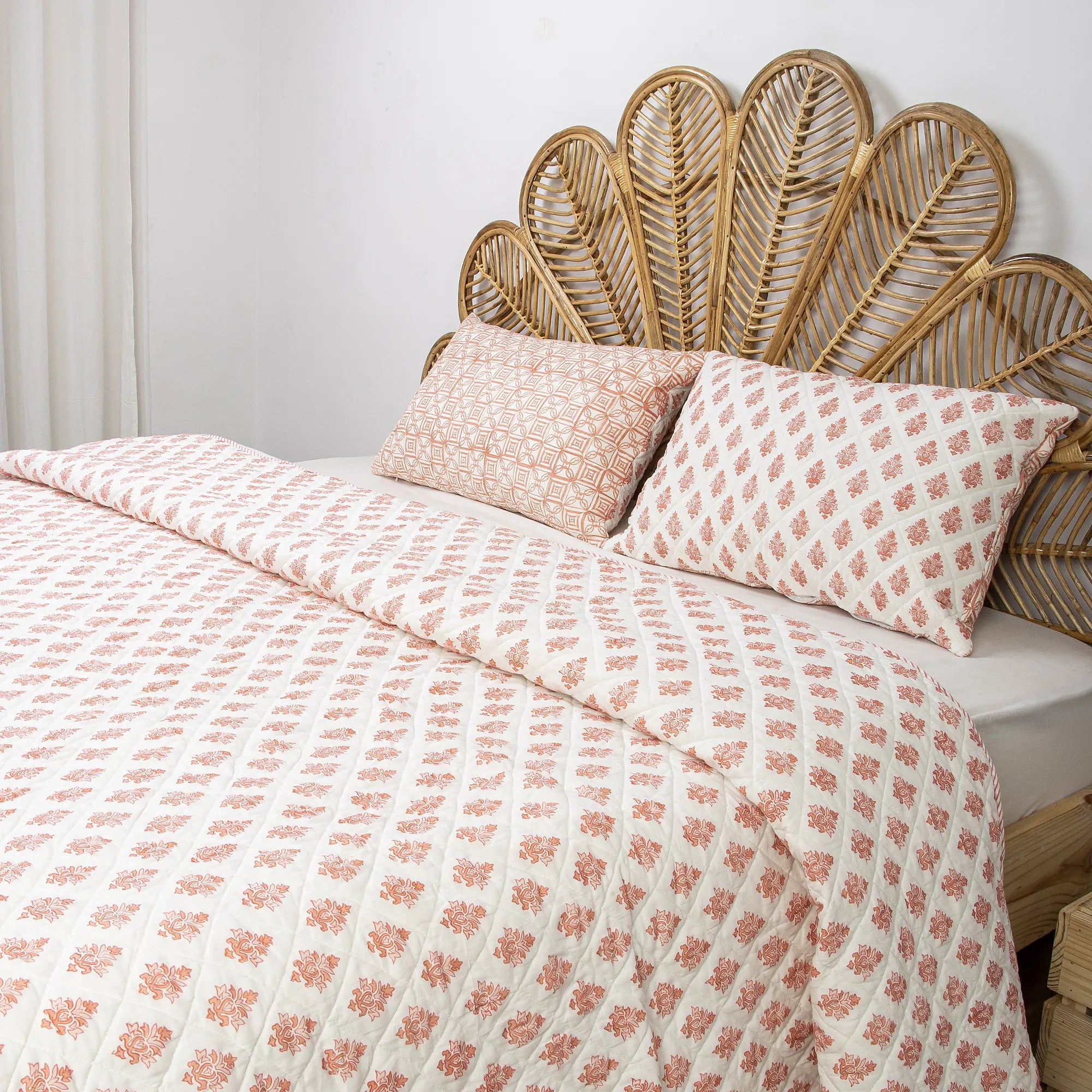 Hand Block Print Cotton Floral Pink Booti Machine Quilt