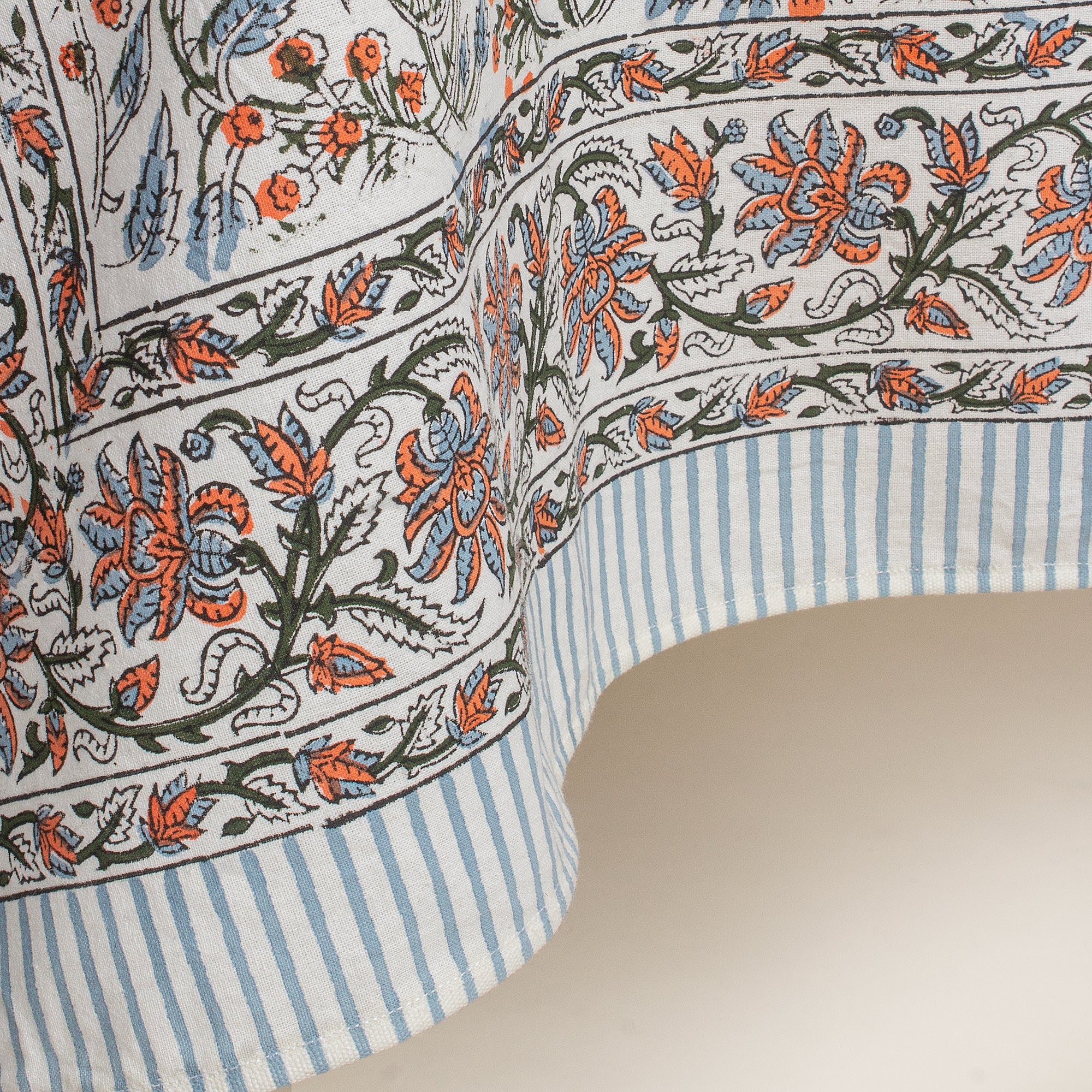 6 Seater Table Cloth in Cotton Table Cloth Online