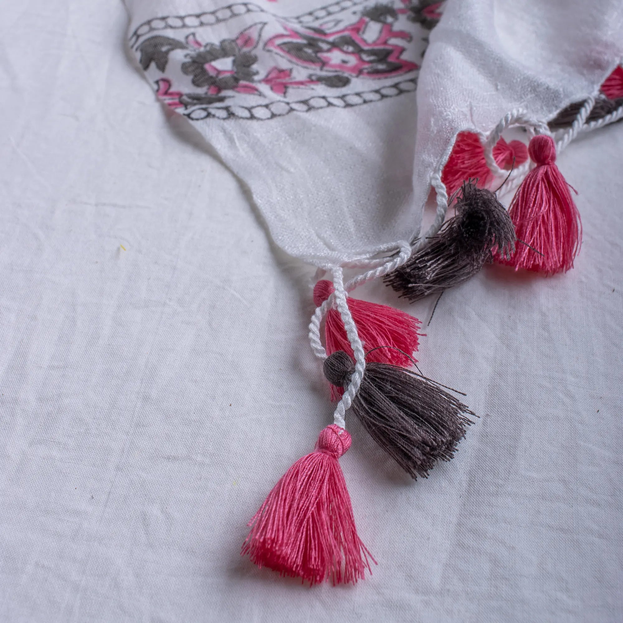 Pink Slate Block Printed Stole For Women