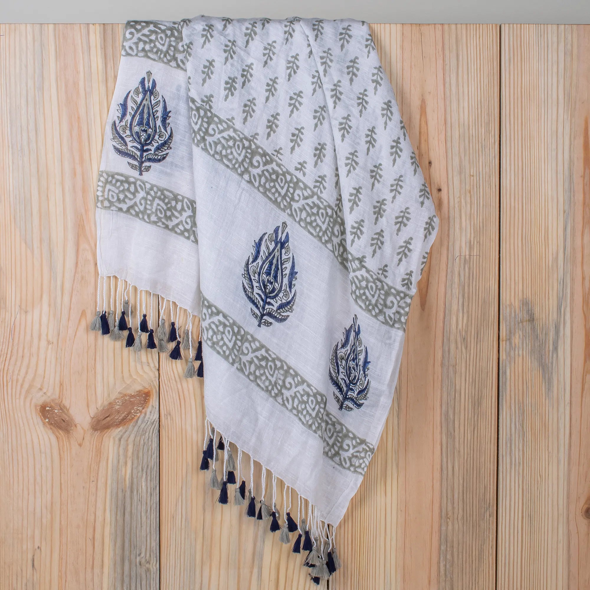 Handmade Grey Flower Printed Stoles Scarf