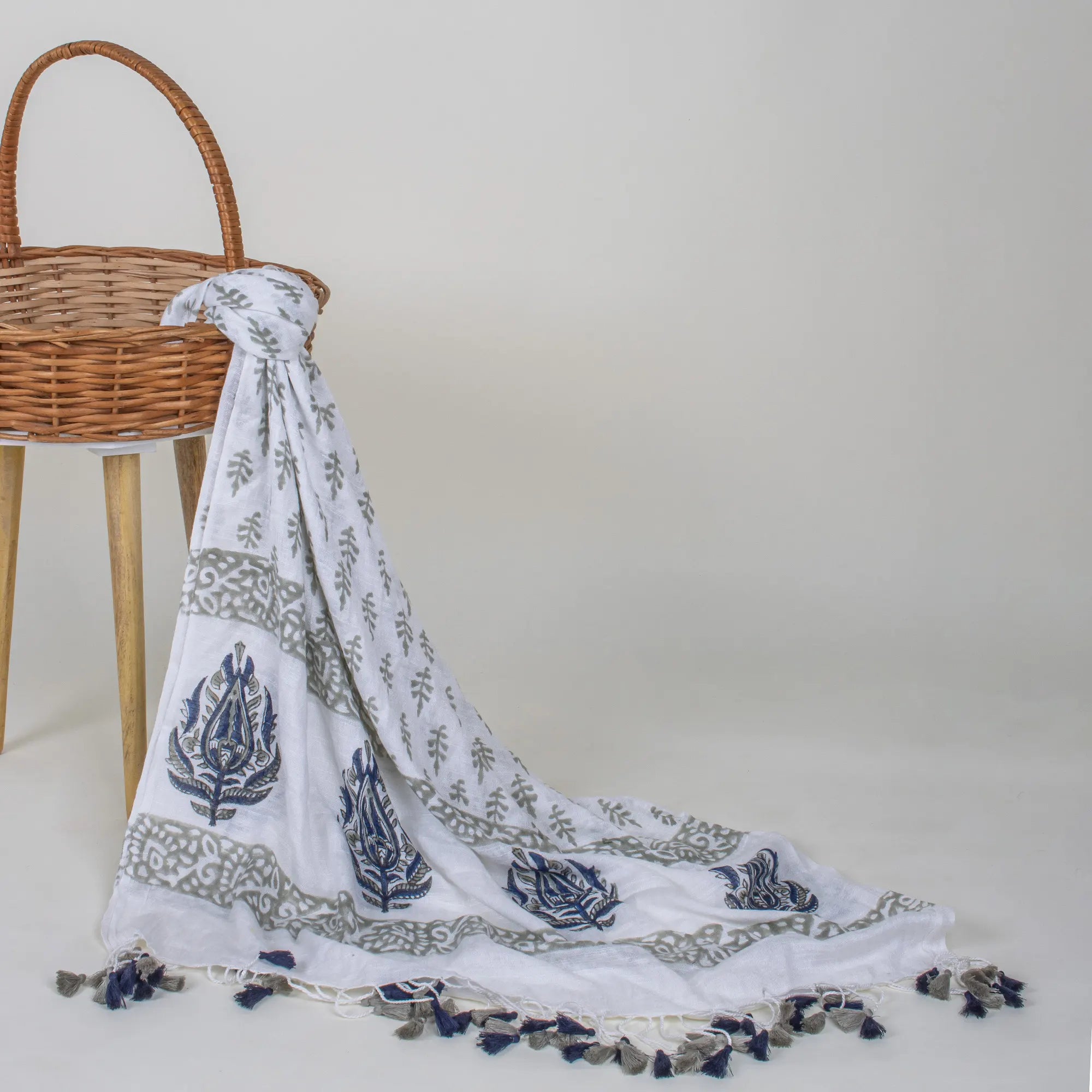 Handmade Grey Flower Printed Stoles Scarf