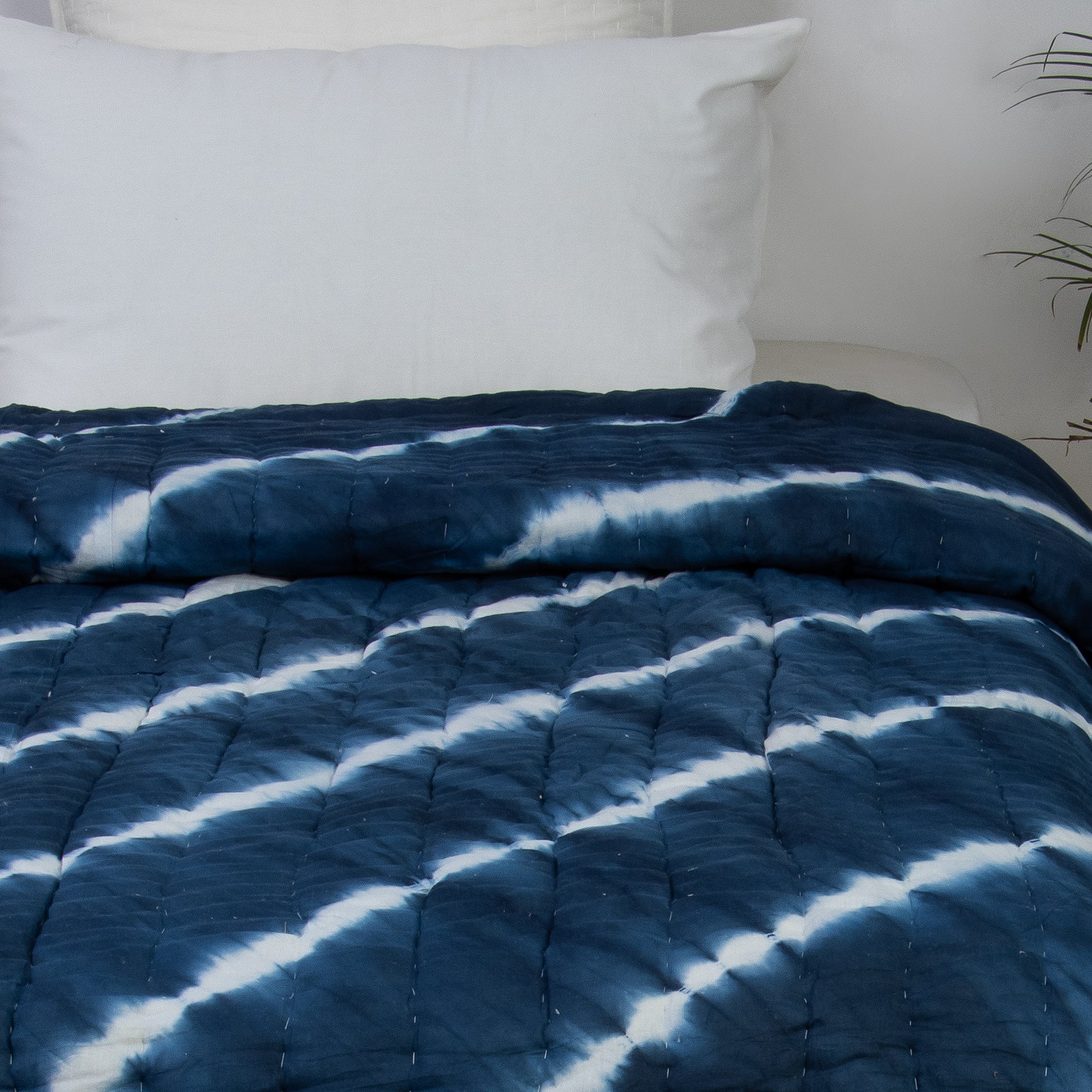 Blue Tie Dye Jaipuri Razai for Heavy Winter