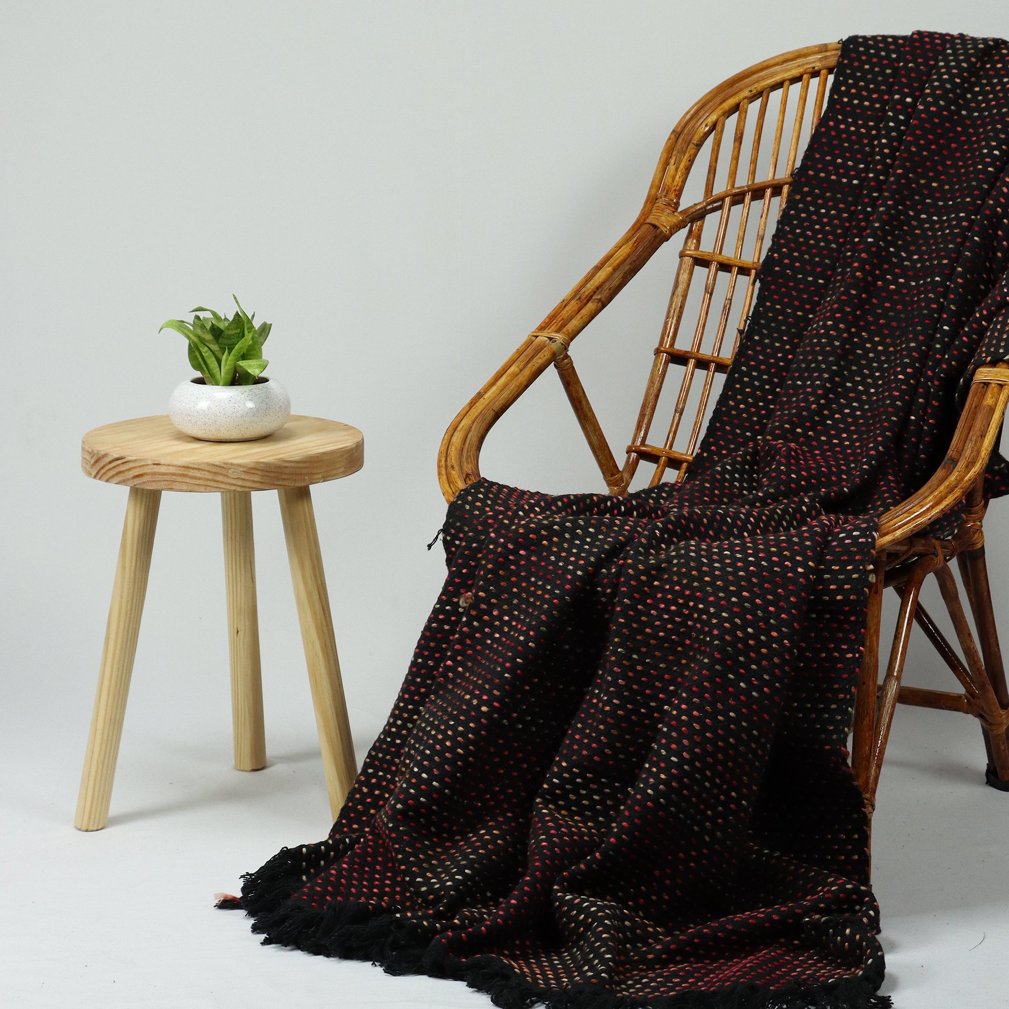 Stylish Hnadmade Woven Cotton Reversible Sofa Throw Blanket