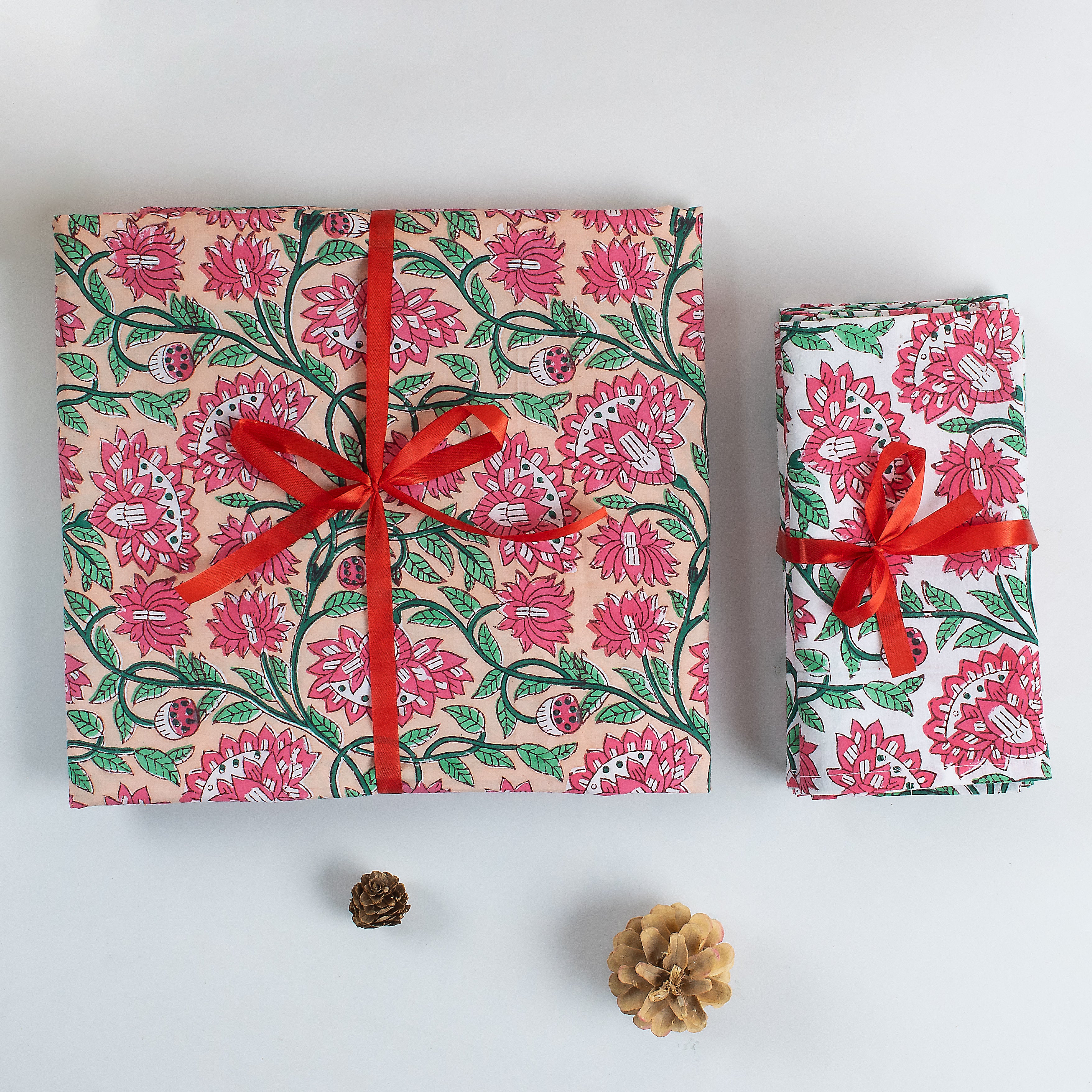 Best Gift Sets Floral Dining Table Cloth & Cotton Napkin