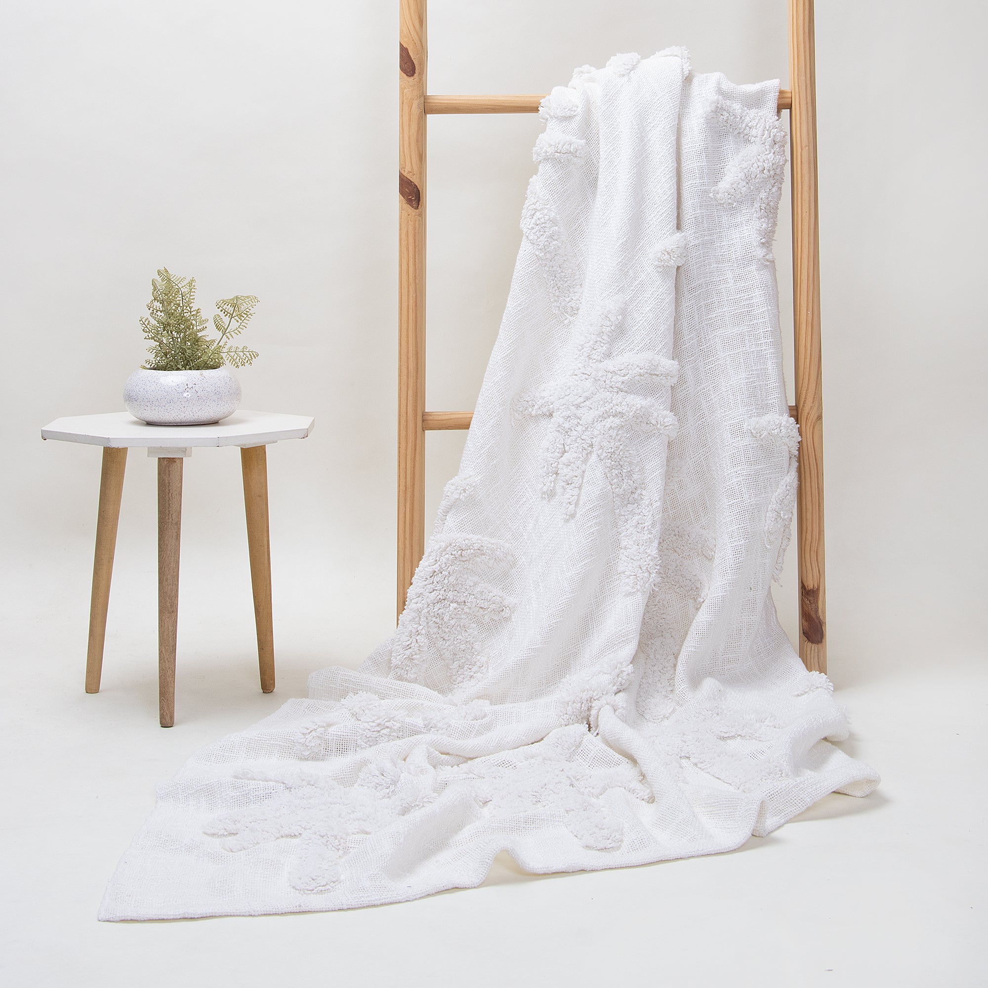 White Handcrafted Sofa 100% Cotton Throw Blanket