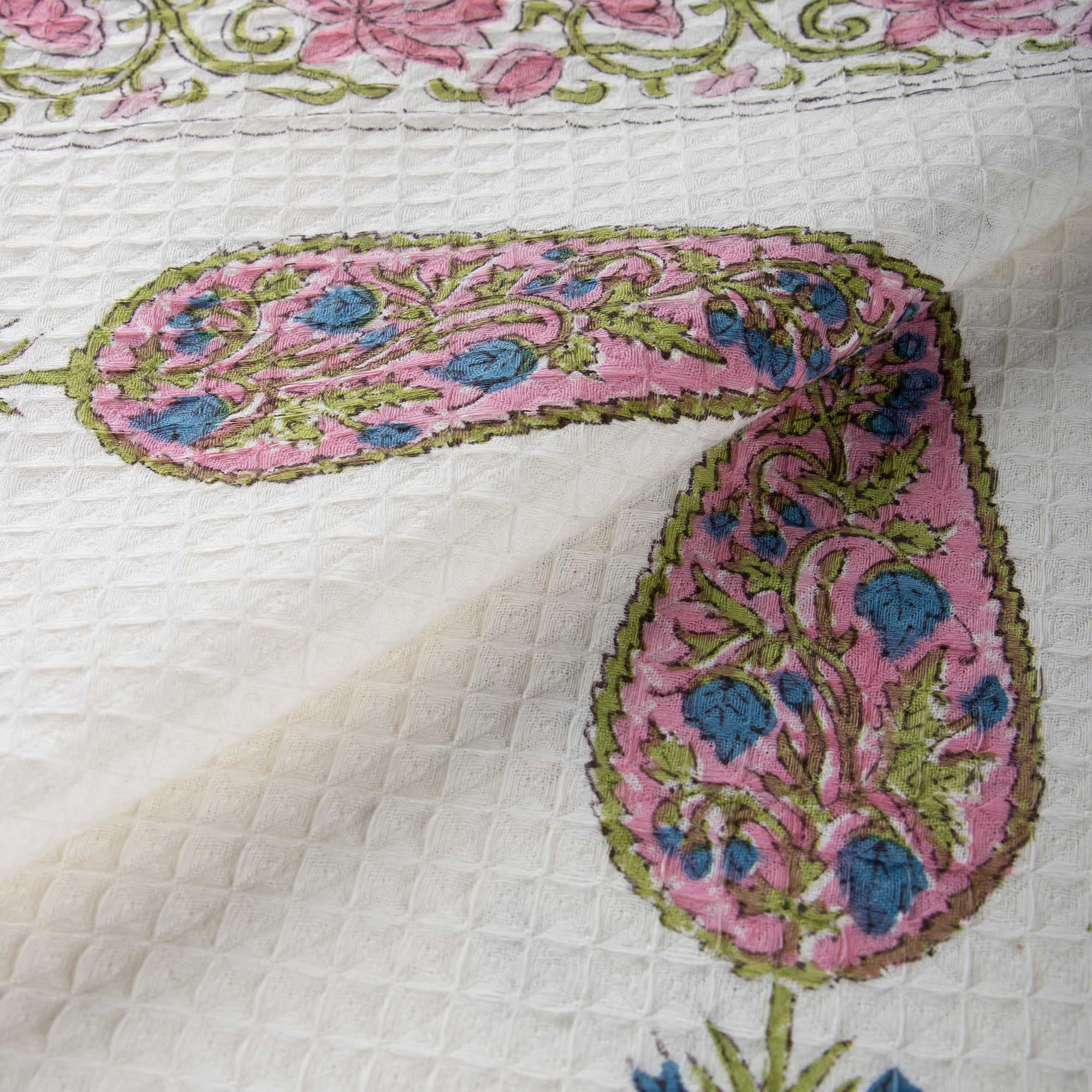 Leaf Design Soft Cotton Bath Towel Set