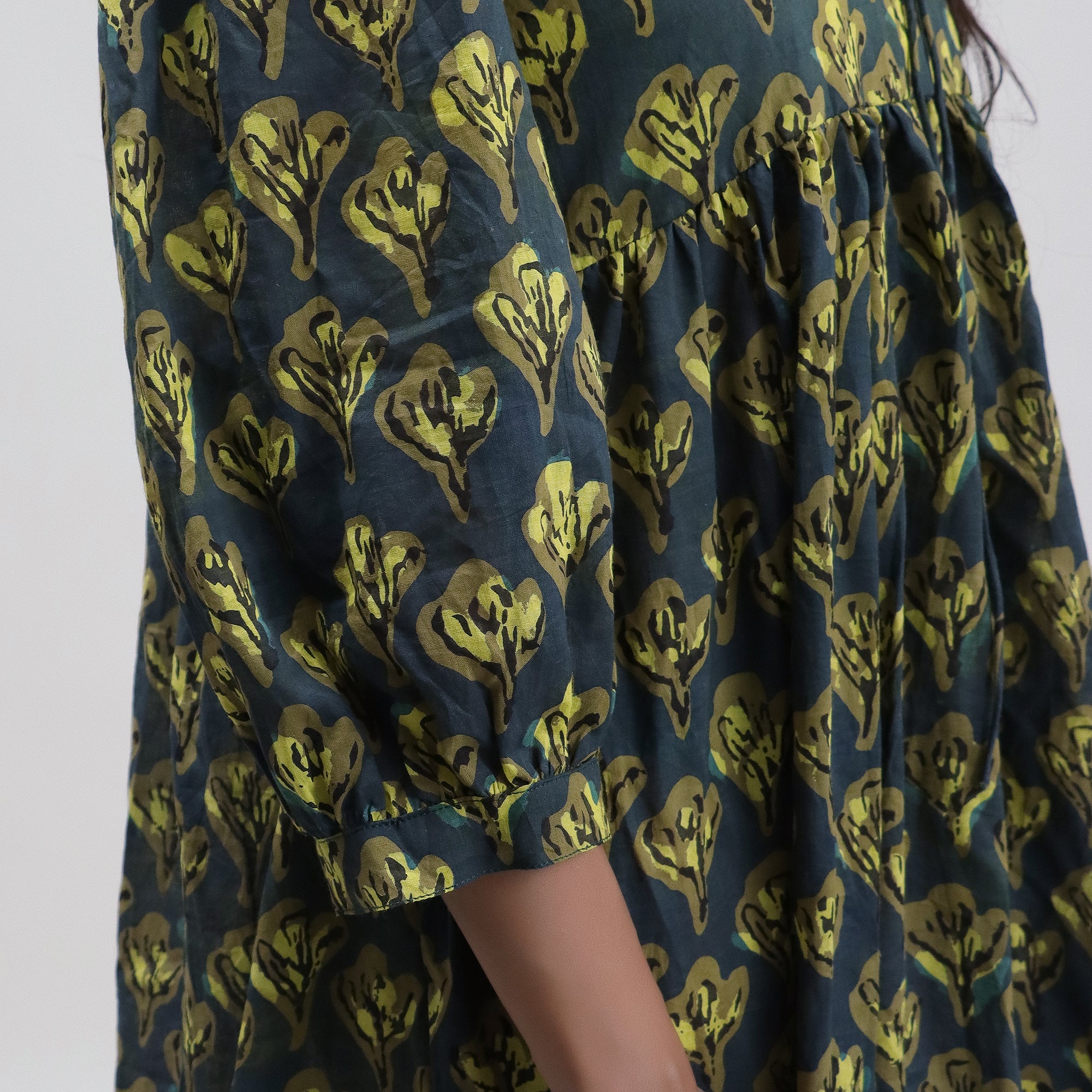 Beautiful Green Floral Cotton Midi Outfit for Womens