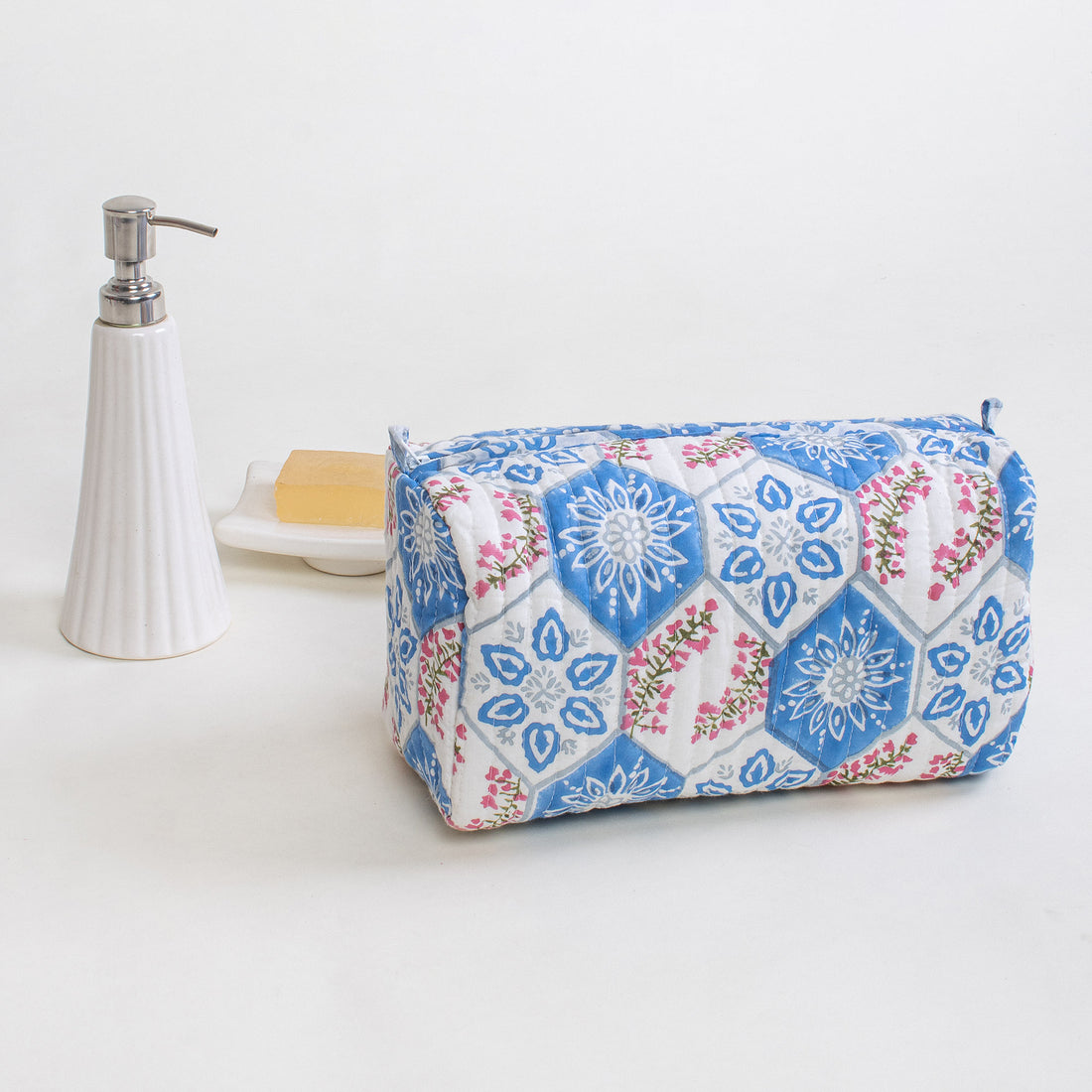 Best Toiletry Bag For Men &amp; Women