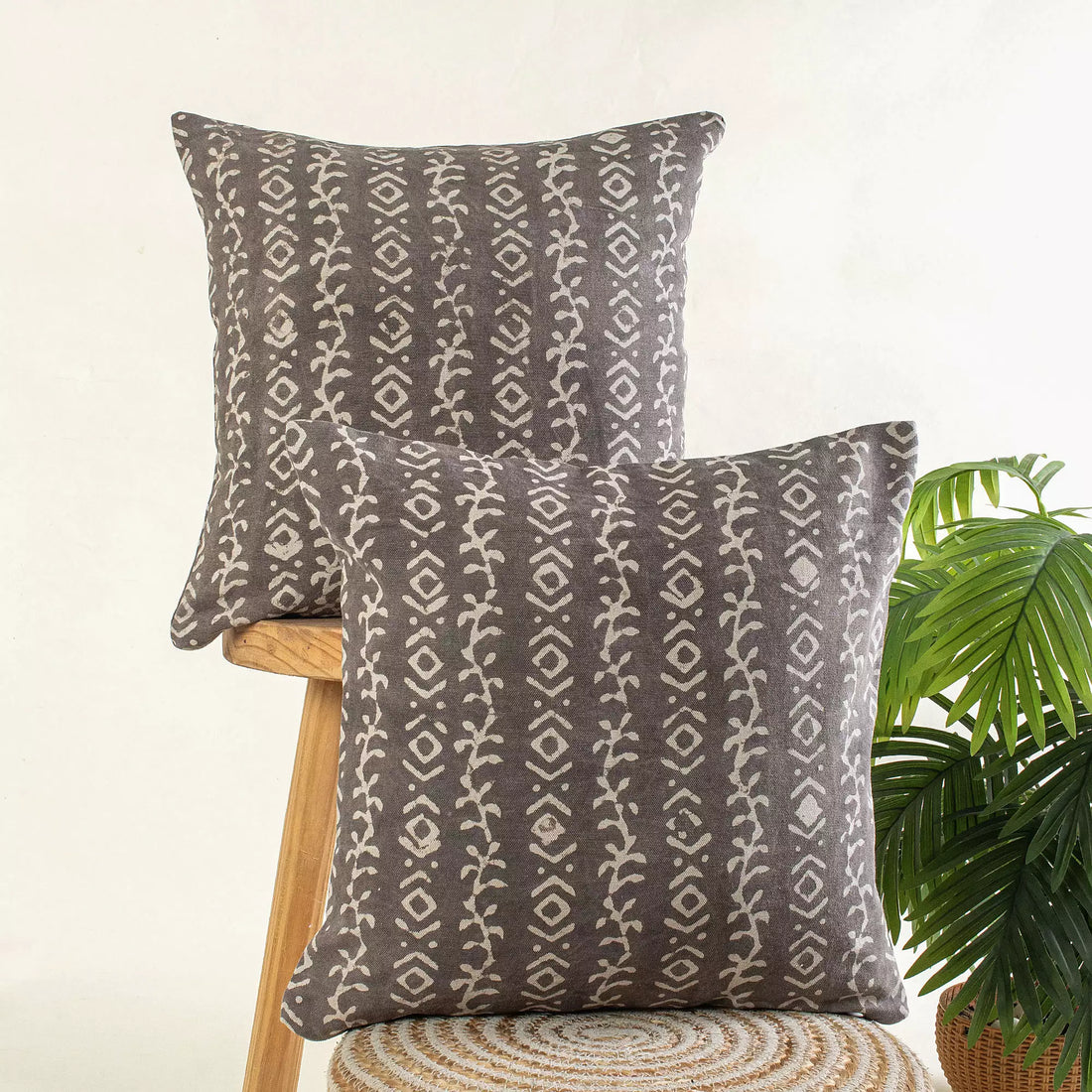 Block Printed Durable Cotton Canvas Cushion Cover