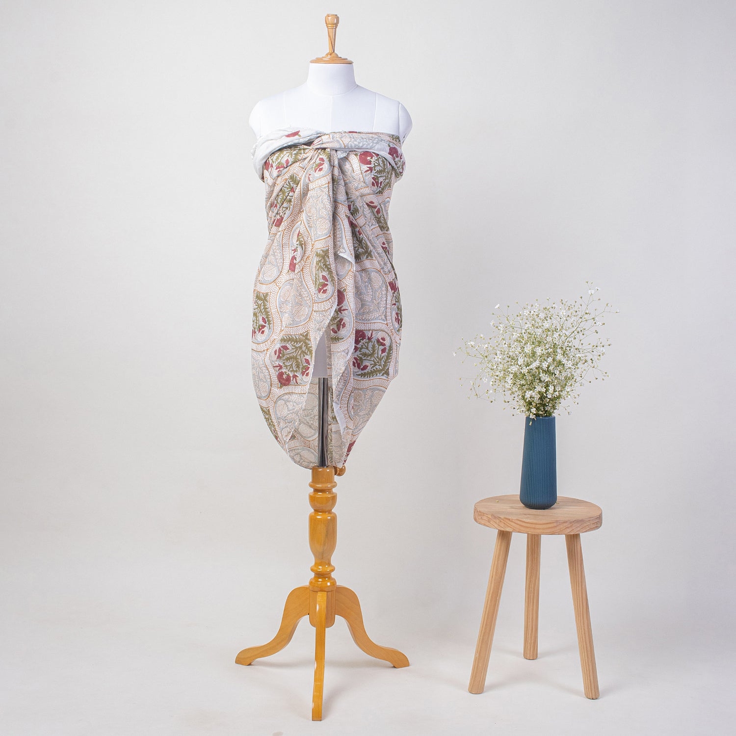 Block Printed Indian Cotton Red Boota Sarong For Ladies