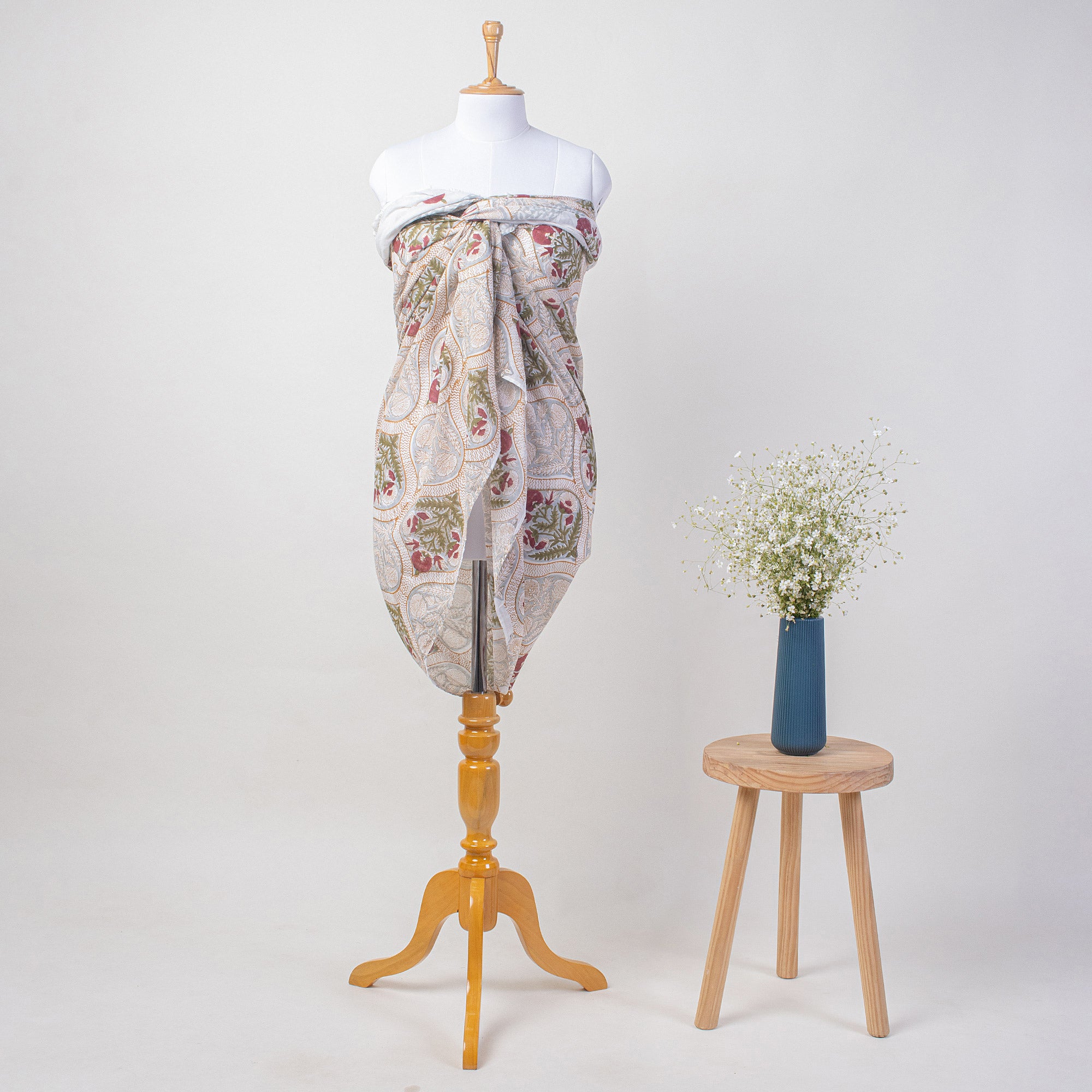 Block Printed Indian Cotton Red Boota Sarong For Ladies