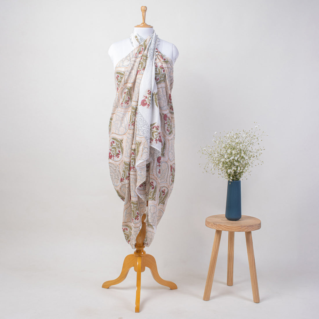 Block Printed Indian Cotton Red Boota Sarong For Ladies