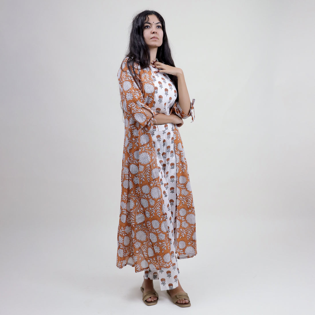 Block Printed Women Floral 3 Piece Shrug Set For Events