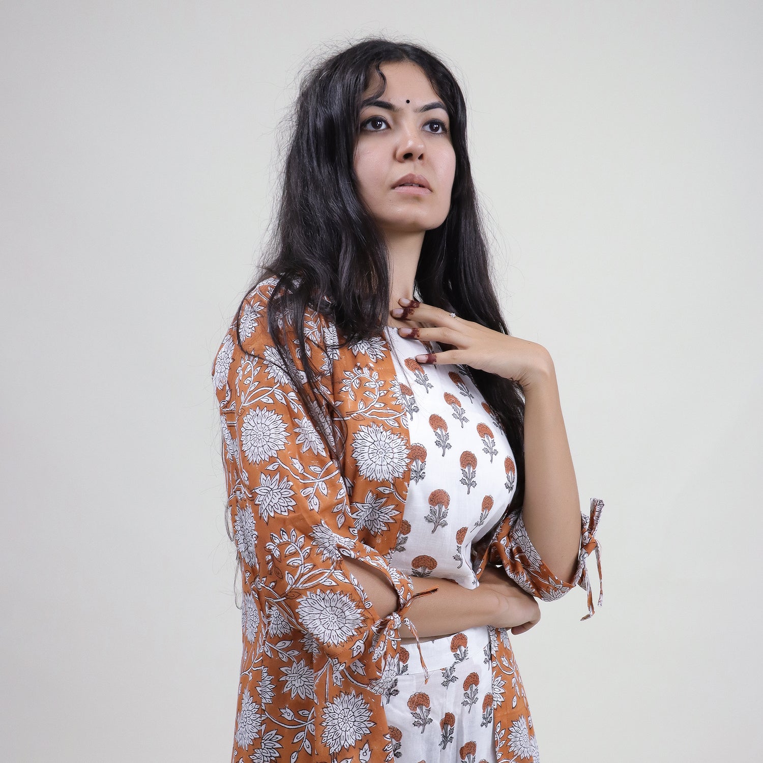 Block Printed Women Floral 3 Piece Shrug Set For Events