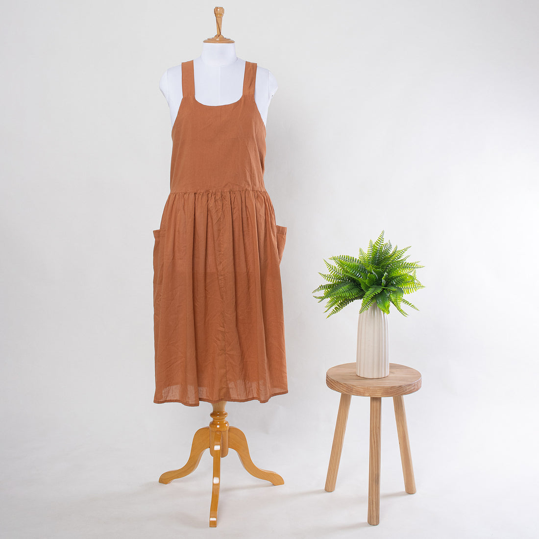 Brown Natural Dyed Plain Apron For Women