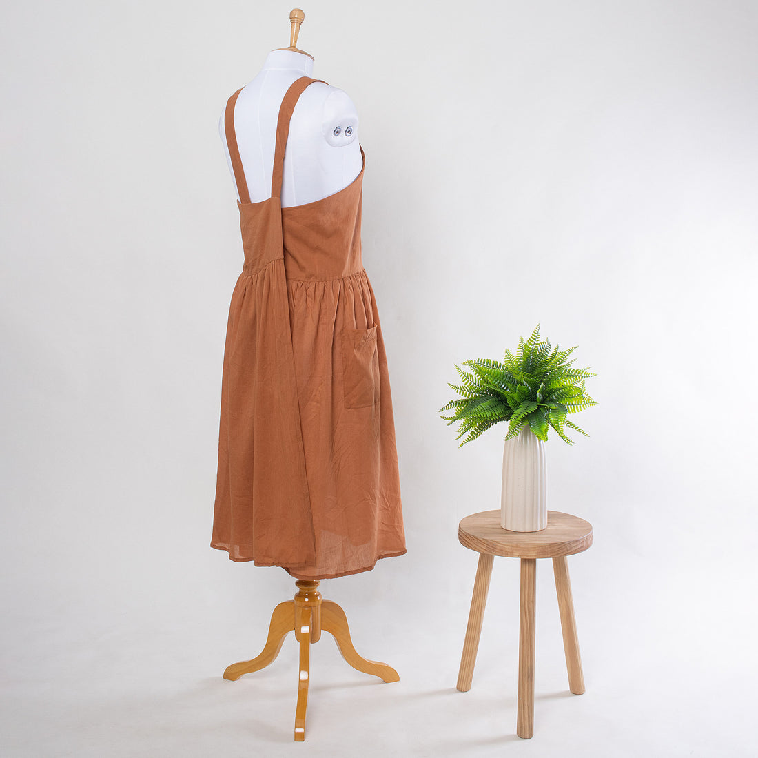 Brown Natural Dyed Plain Apron For Women