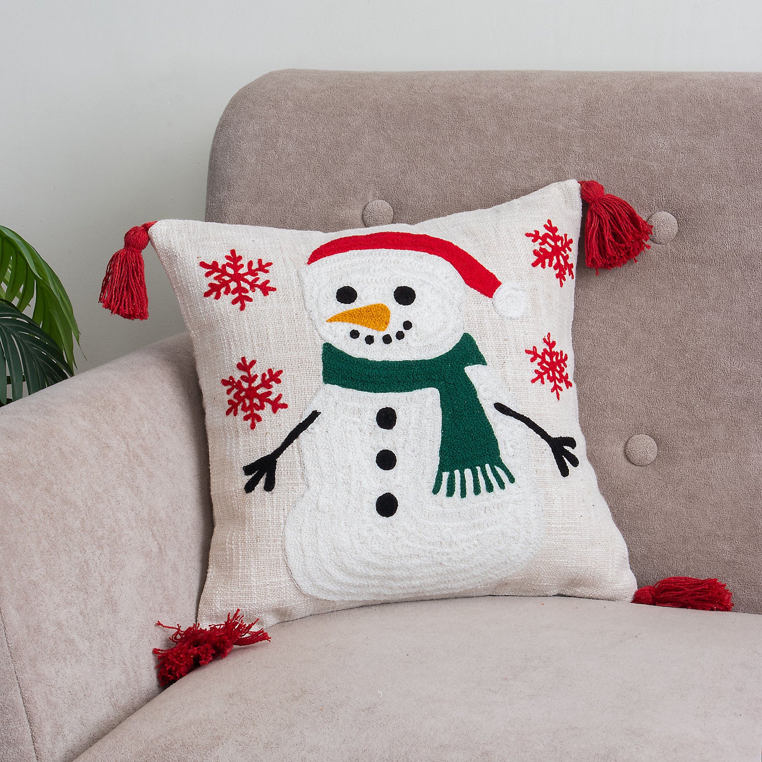 Snowman Christmas Tufted Cushion Cover
