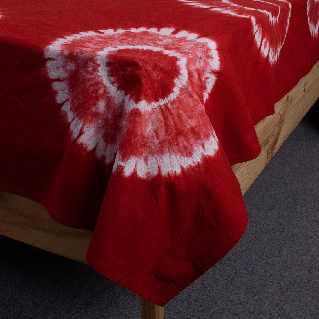 Decorative Handmade Red Natural Tie Dye Cotton Bedsheet