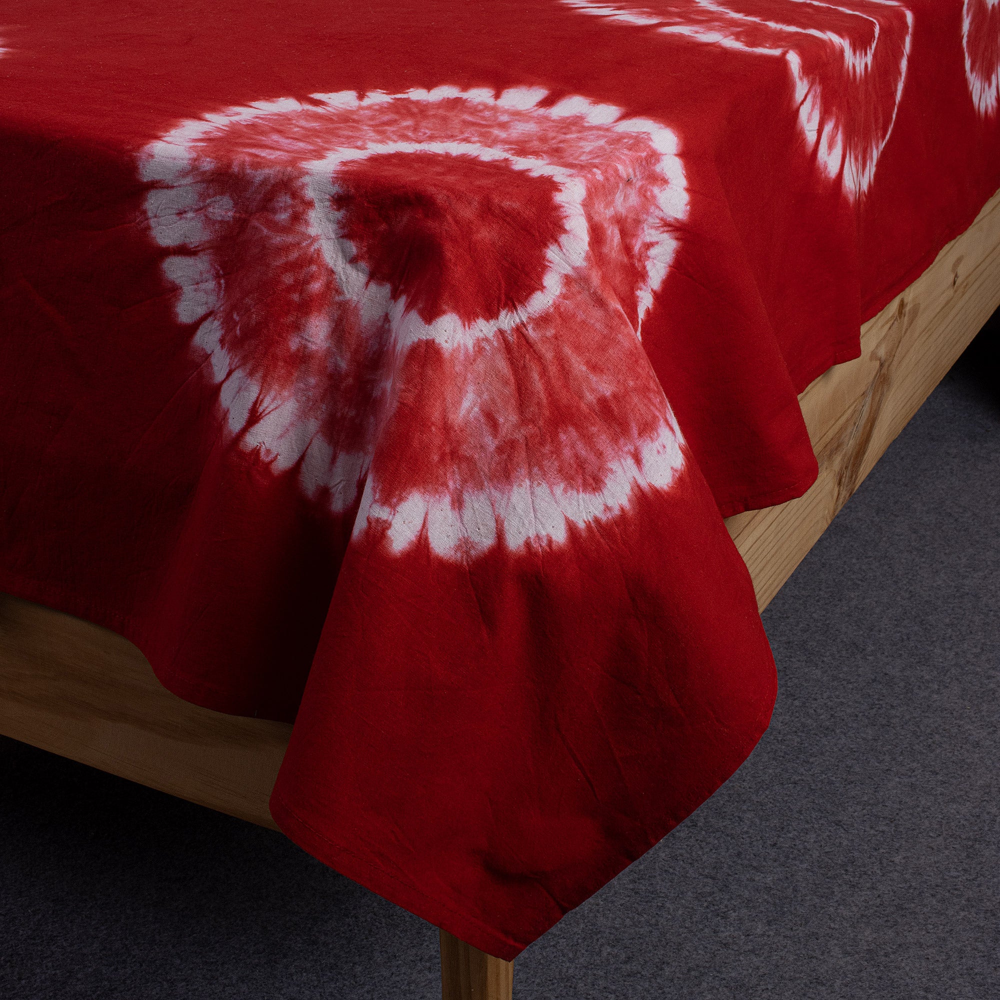 Decorative Handmade Red Natural Tie Dye Cotton Bedsheet