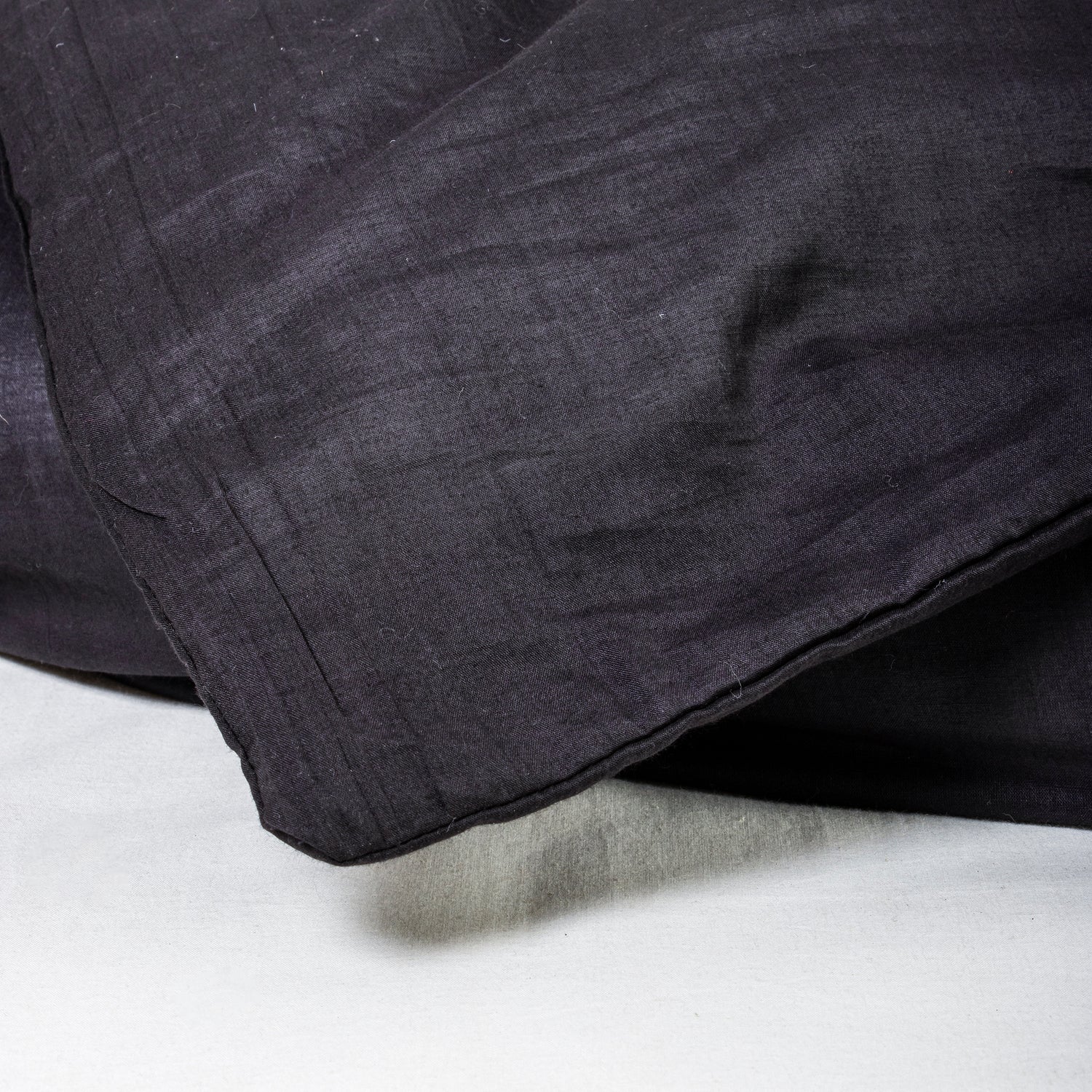  Eco-Friendly Indian Solid Black Duvet Cover Online
