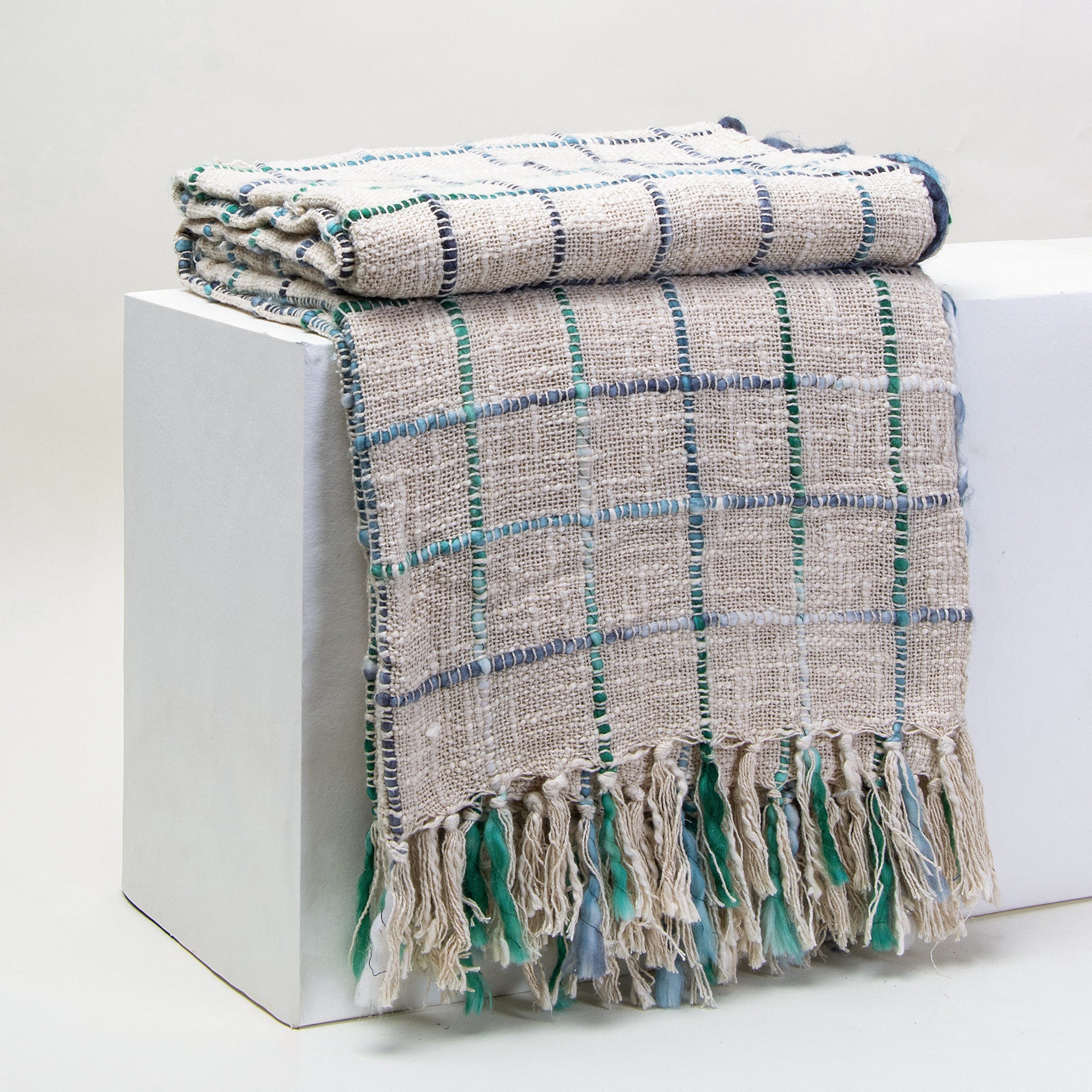 Exclusive Cotton Hand Woven Throws for Sofa