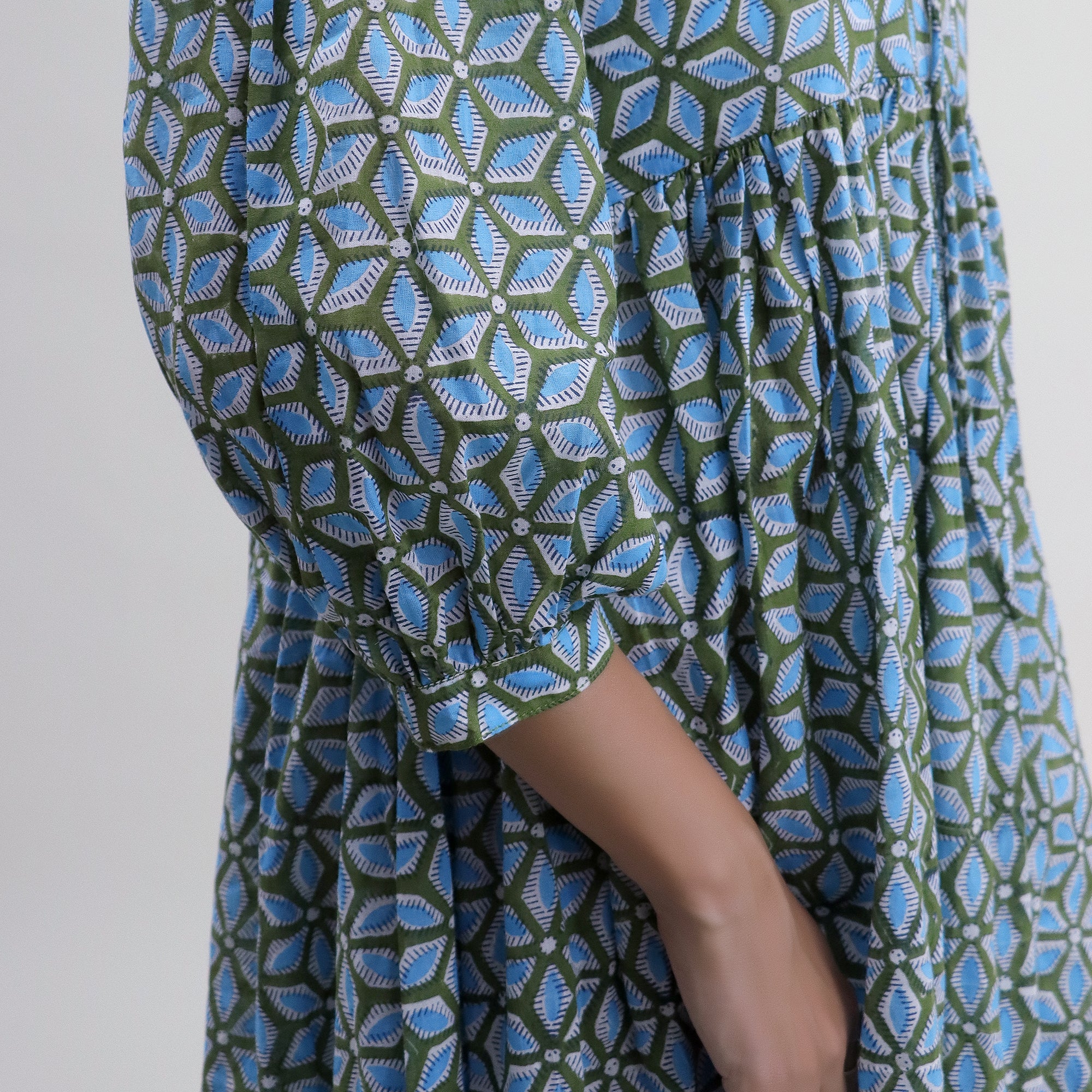 Geometrical Blue Printed Women&
