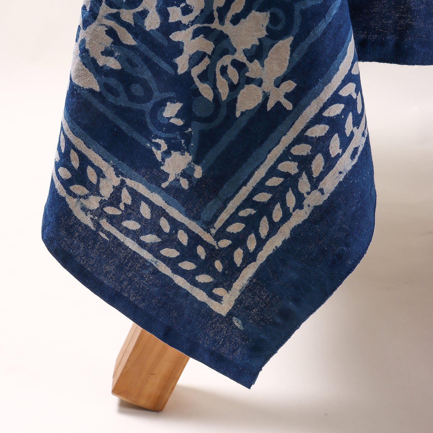 Hand Block Prited Indigo Cotton Dining Table Cloth