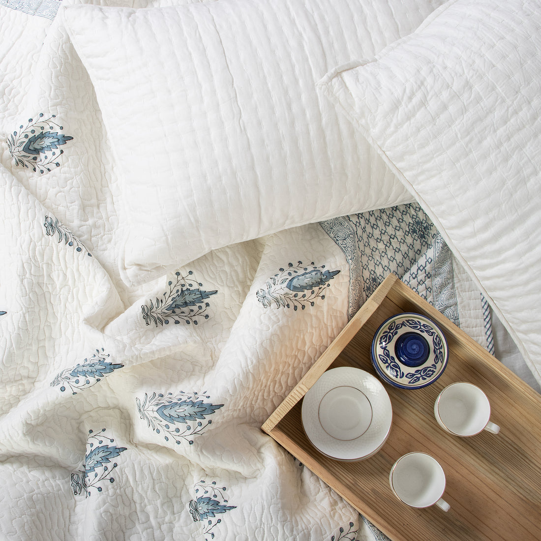 Leaf Hand Block Printed Cotton Machine Quilt with Pillow Covers