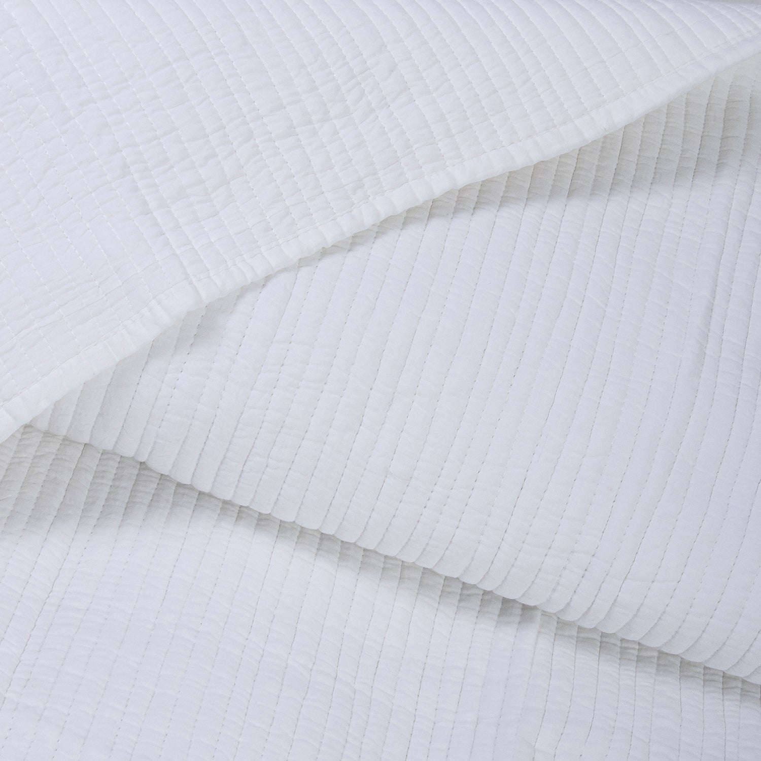 Machine Cotton Indian Quilt with Pillow Cover