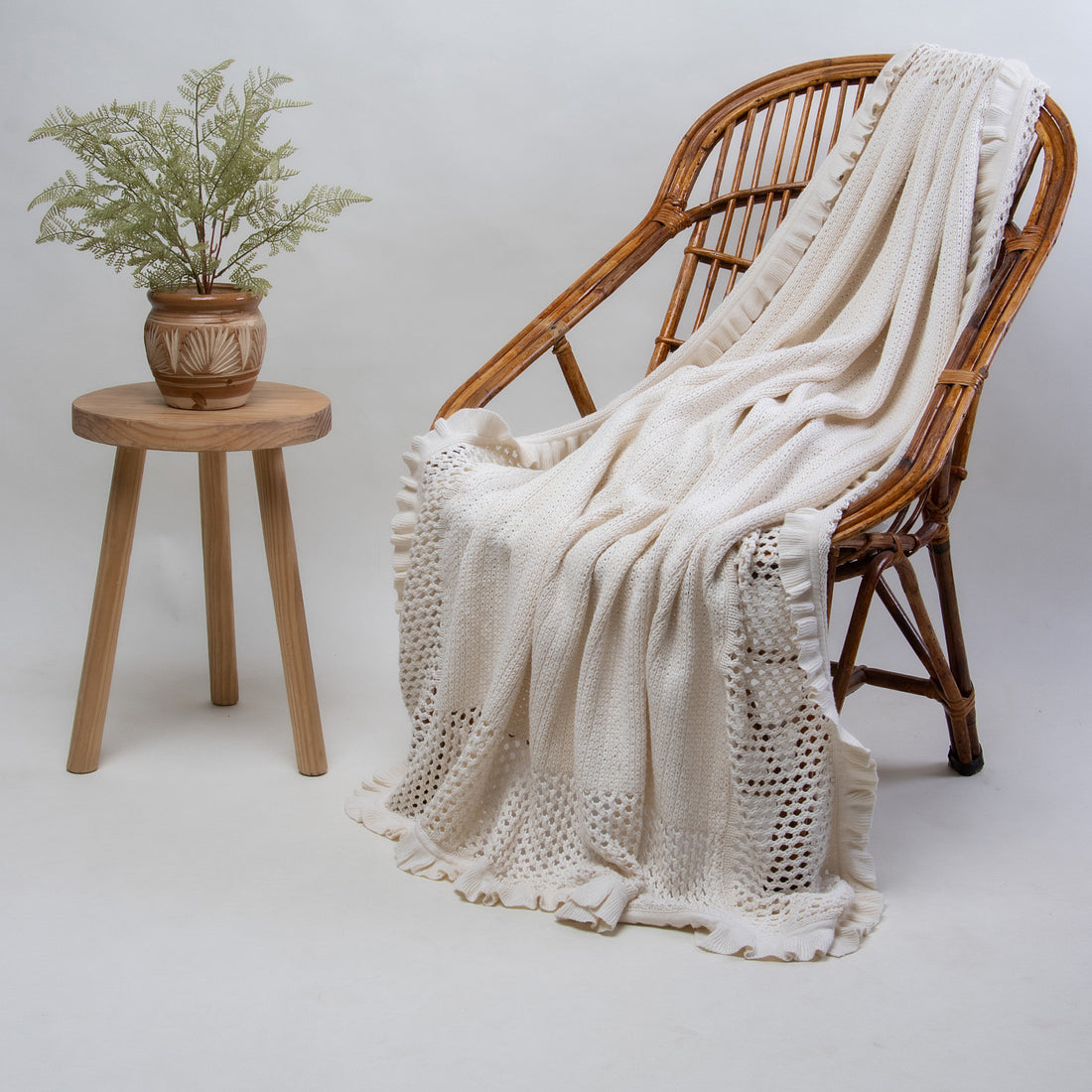 Premium Handmade Knit Throw Blanket for Travelling