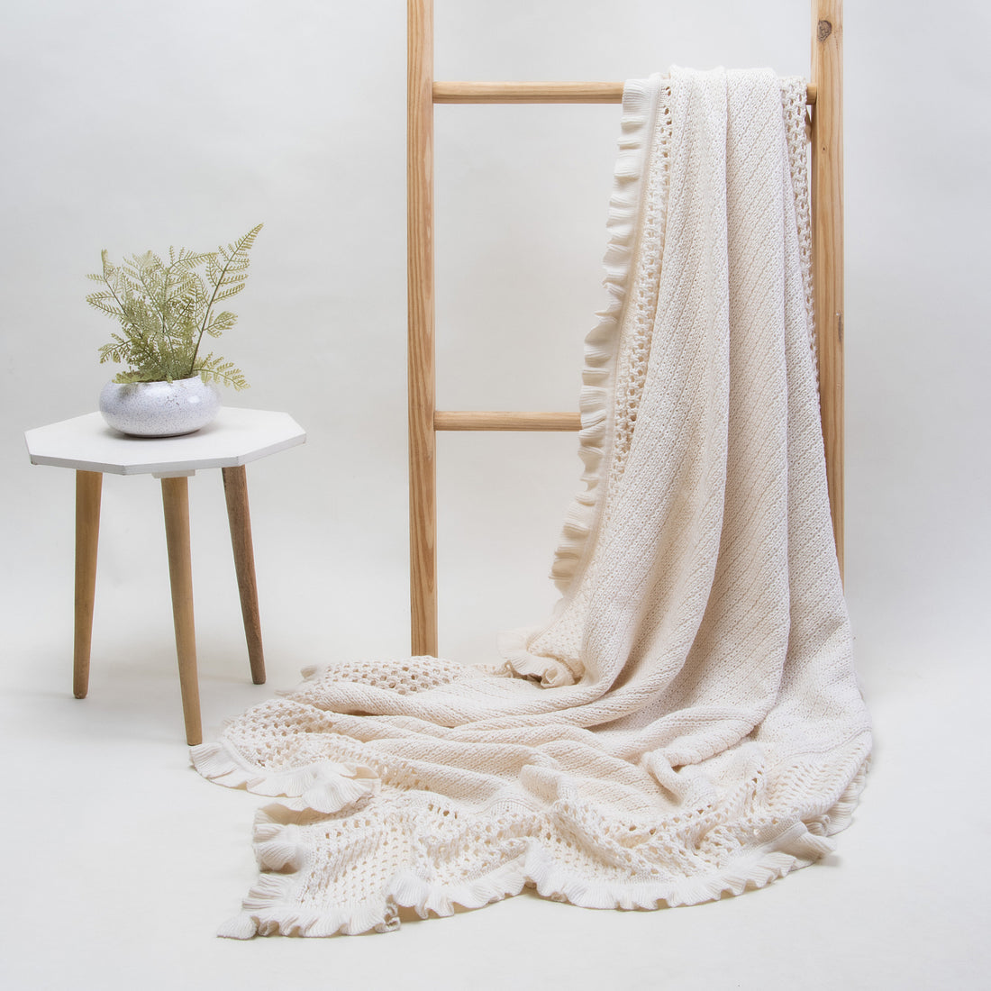Premium Handmade Knit Throw Blanket for Travelling