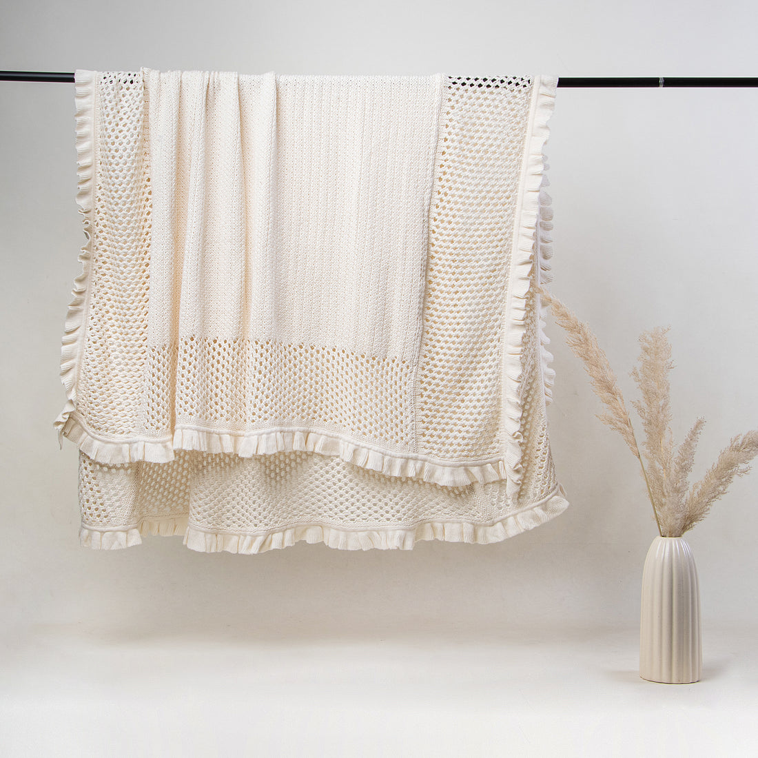 Premium Handmade Knit Throw Blanket for Travelling