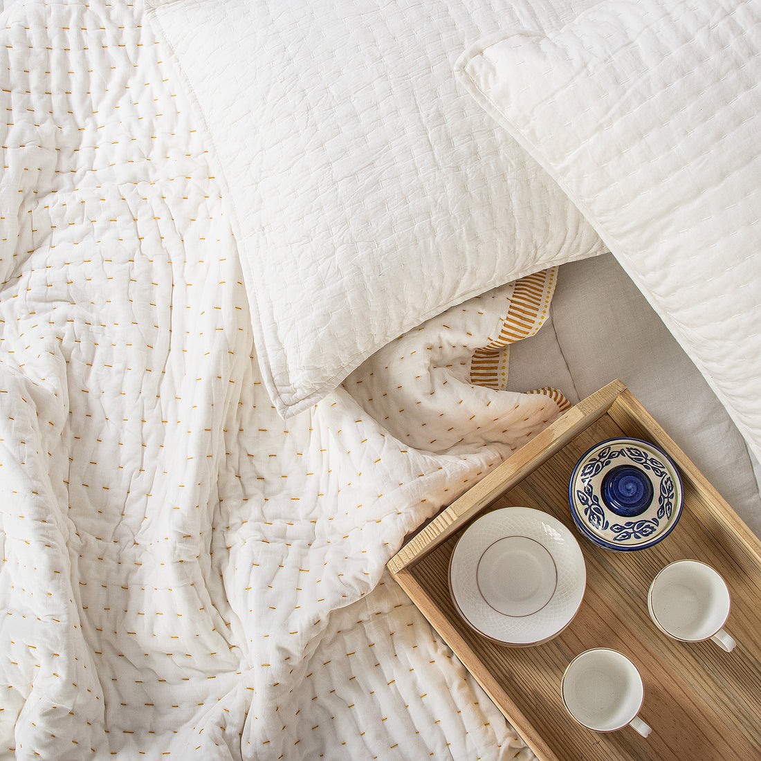 Premium White Handmade Cotton Kantha Quilt Blanket