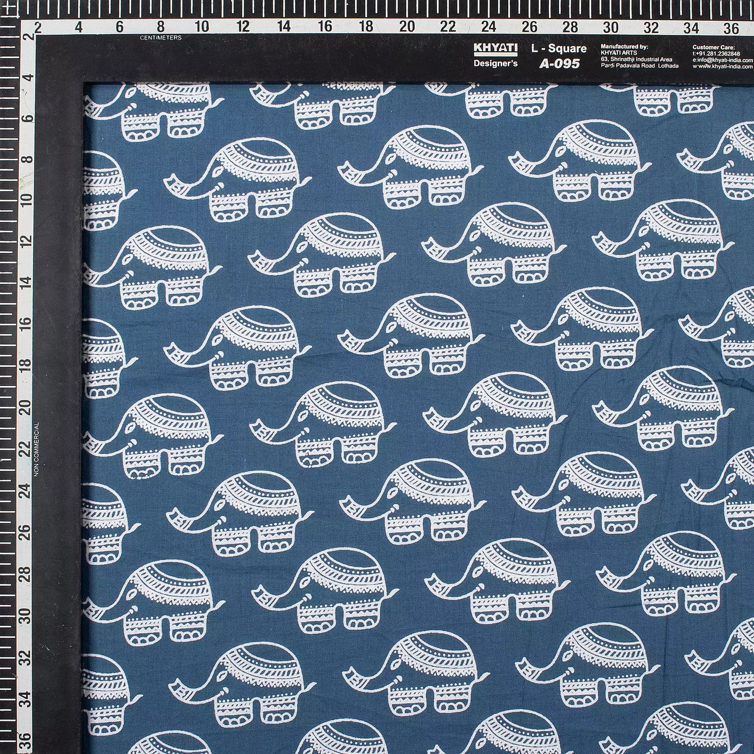 Elephant Printed Cotton Discharge Fabric for Clothing